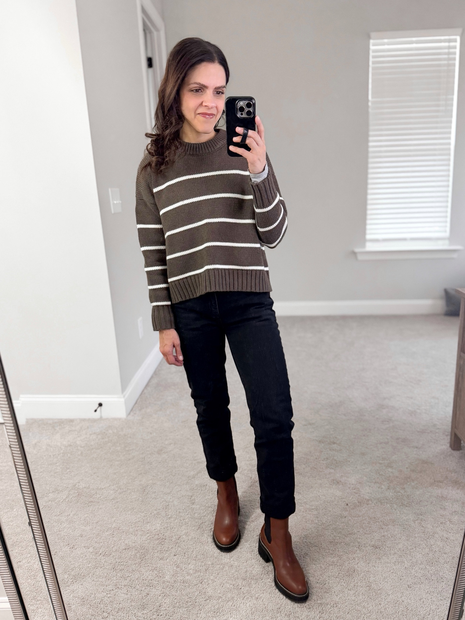 Winter outfit inspo

Striped knit crewneck sweater - tts
Girlfriend Jean - linked similar
Platform lug boot - linked similar



#LTKStyleTip