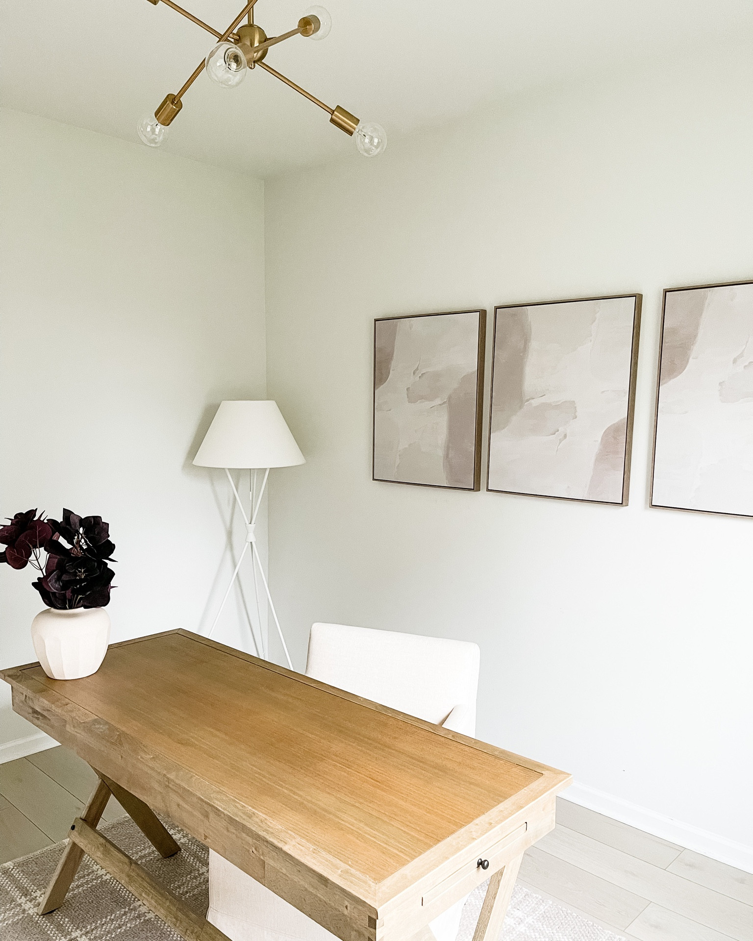 A clean office, is a productive office (most of the time) lol Creating an inviting and happy home office is a must! I love creating beautiful spaces on a budget and it can absolutely be done. 



#homeoffice #homedecor #designonabudget

#LTKhome #LTKFind