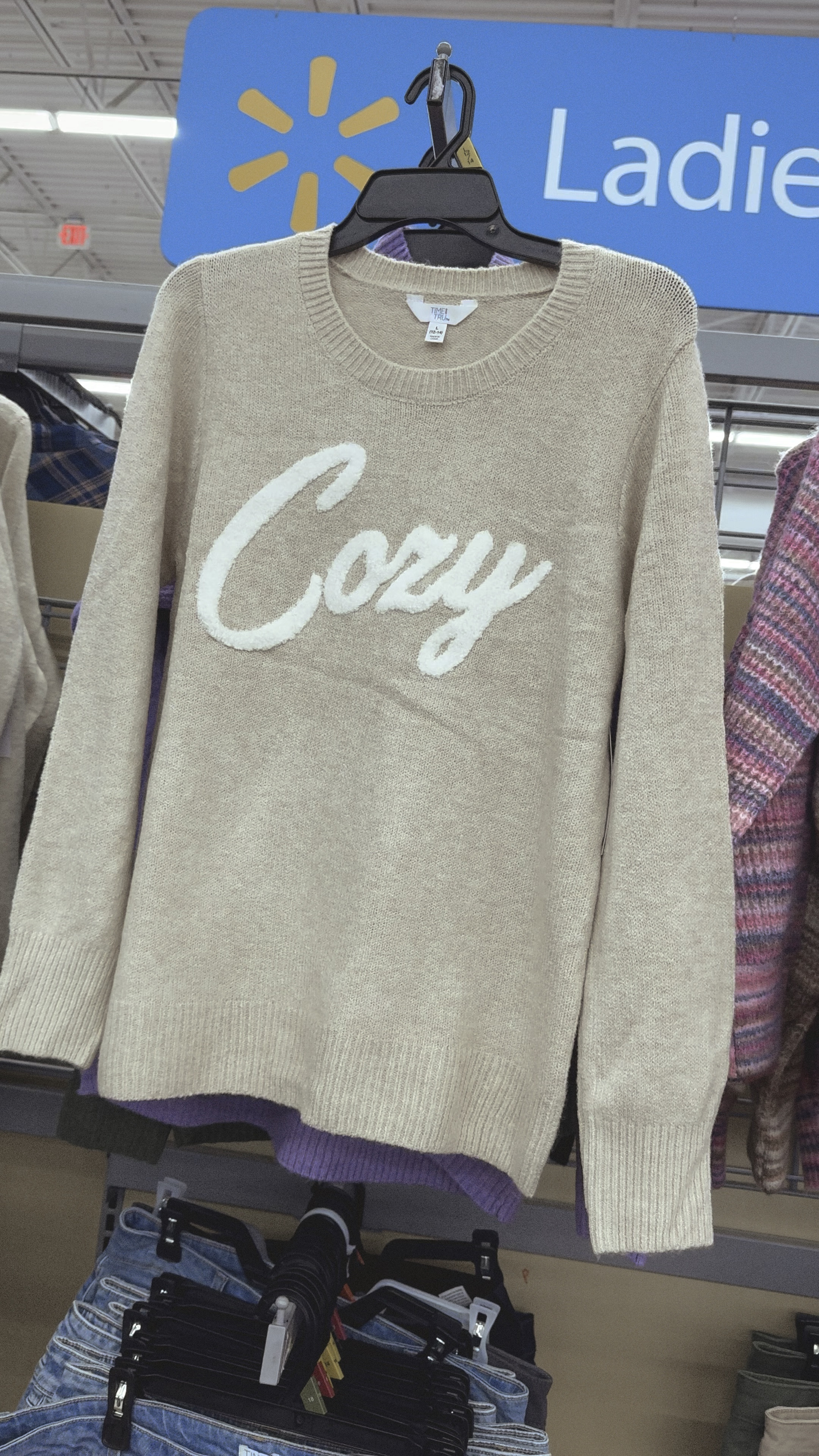 Look at these cozy sweater finds I spotted at Walmart today 

#LTKFindsUnder50 #LTKOver40 #LTKSeasonal