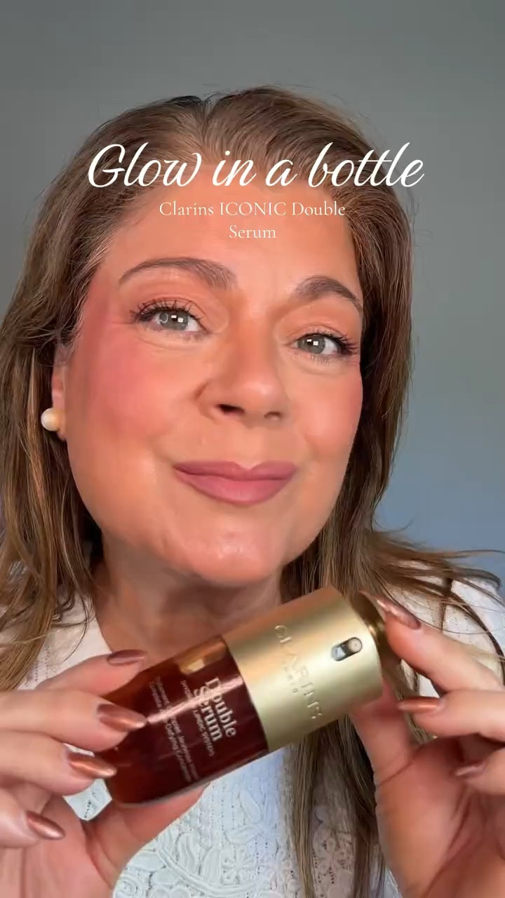 JUST WHEN I THOUGHT IT COULDNT GET ANY BETTER!!!
@Clarins USA
Double Serum has been
REVOLUTIONIZED! New formula, new ingredients, even better results! Im
OBSESSED! 🧡
#ClarinsPartner #DoubleSerum #ClarinsDoubleSerum