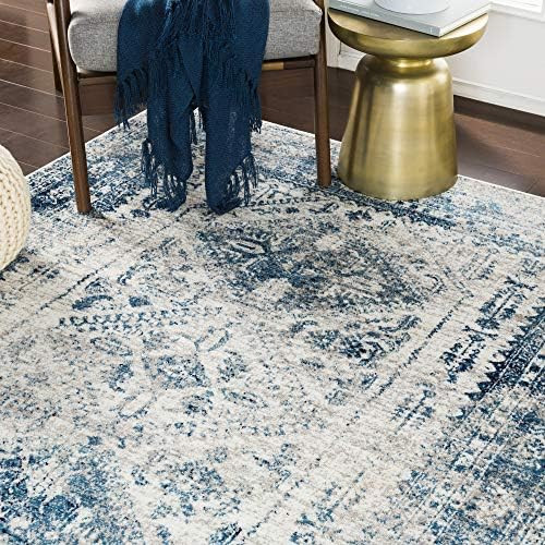 Artistic Weavers Desta Blue/White Area Rug, 5'3" x 7'3" | Amazon (US)