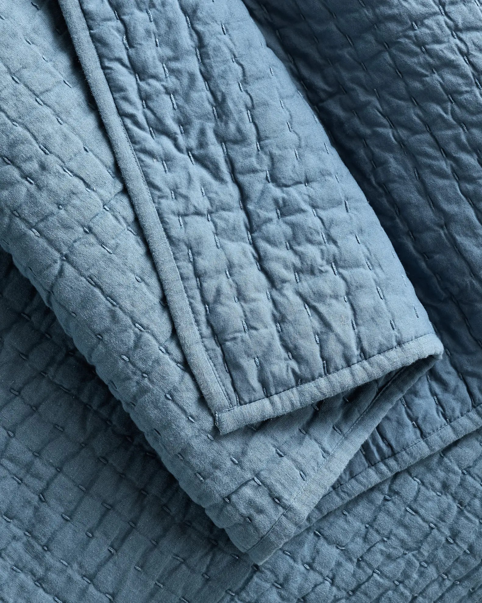 European Linen Cotton Stitch Quilt | Quince