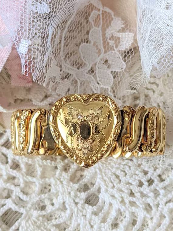 Vintage Sweetheart Expansion Bracelet With Floral Etch Design. | Etsy | Etsy (US)