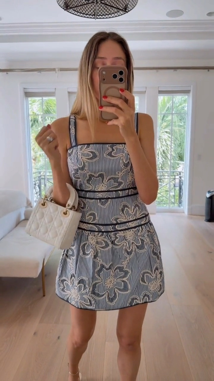 Beautiful mini dress that is perfect for a summer vacation, date night, going out... Runs true to size, I’m wearing size small

#LTKU #LTKOver40 #LTKSeasonal
