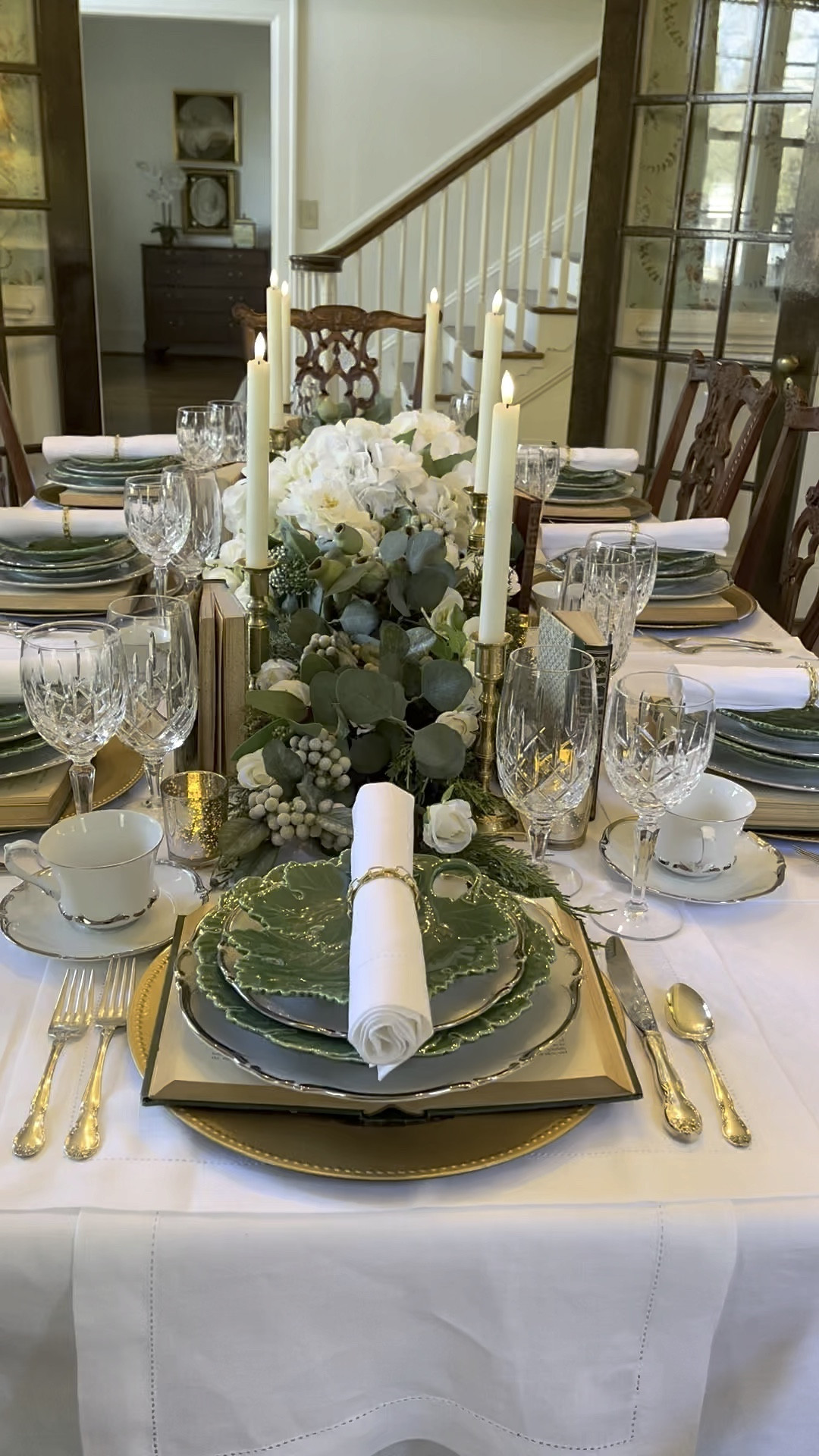 Book Club Themed Tablescape Idea 📚

#LTKstyletip #LTKVideo #LTKhome