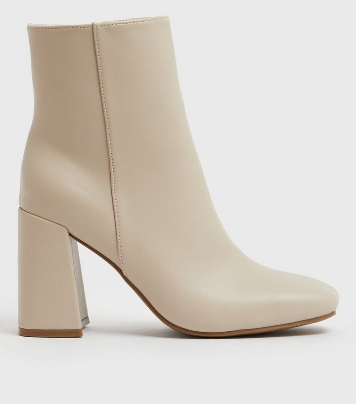 Off White Square Toe Block Heel Boots | New Look | New Look (UK)