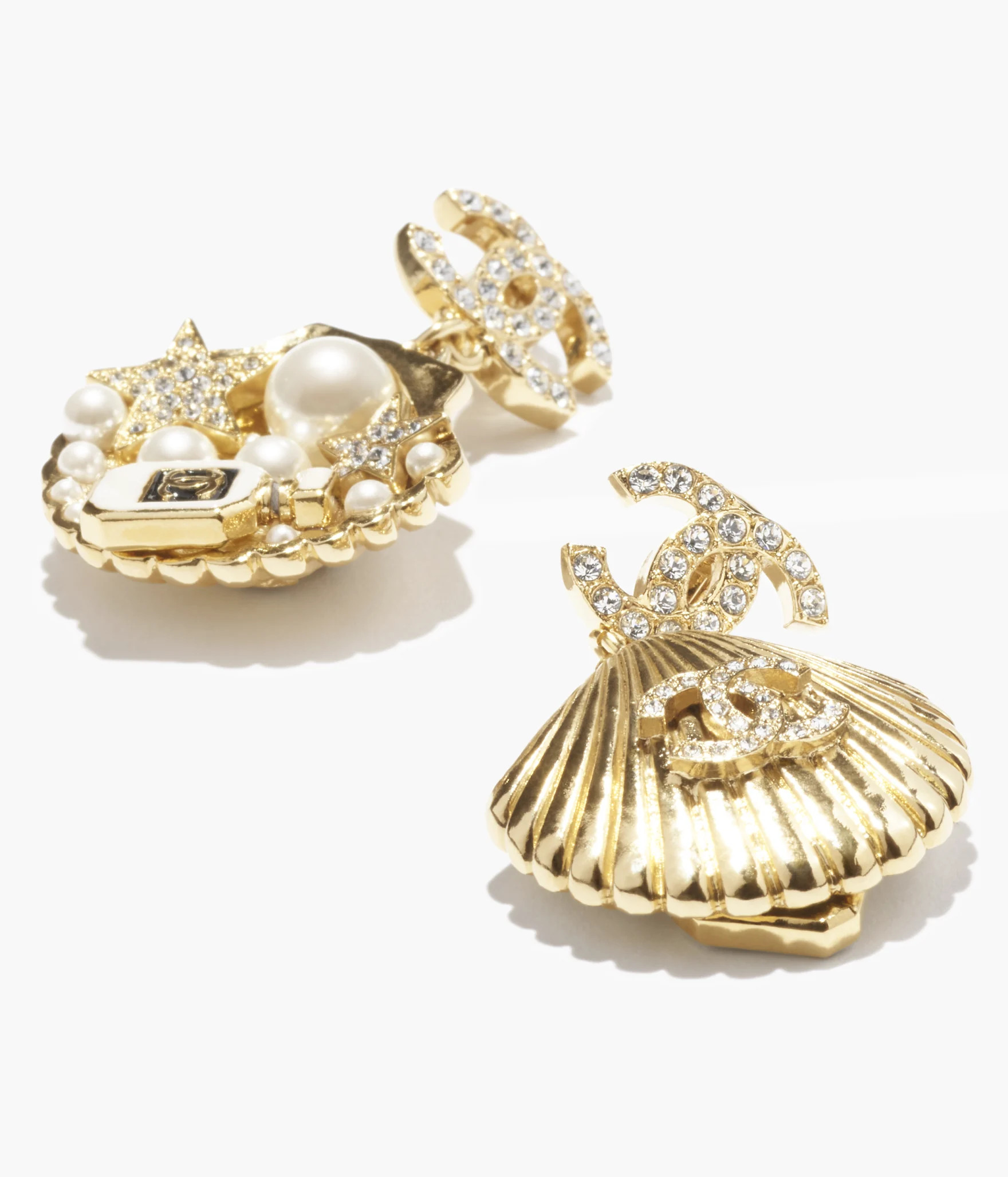 Clip-on pendants - Metal, glass pearls, resin & strass, gold, pearly white, black, white & crysta... | Chanel, Inc. (US)