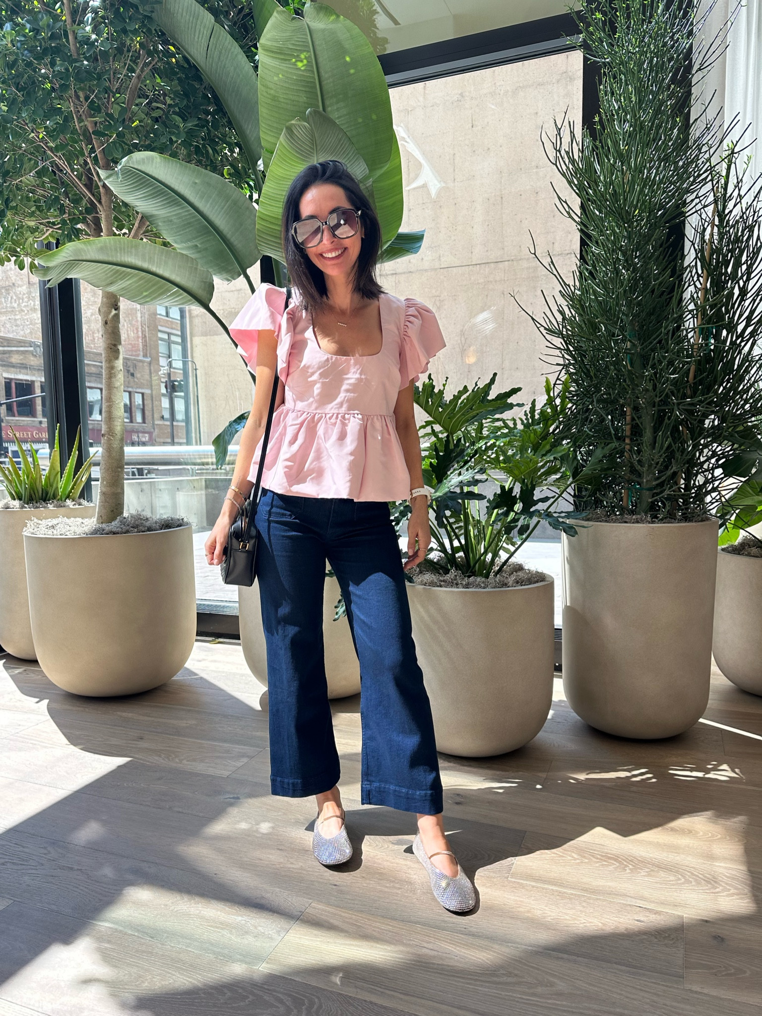 I forgot to post this outfit yesterday but it was my favorite one from #ltkcon ! The peplum is so fun and special - and also on major sale! Jeans are SO good- I have them in a couple of washes now! Shoes are limited in sizing but I’ll try to find similar!


#LTKCon #LTKshoecrush #LTKstyletip