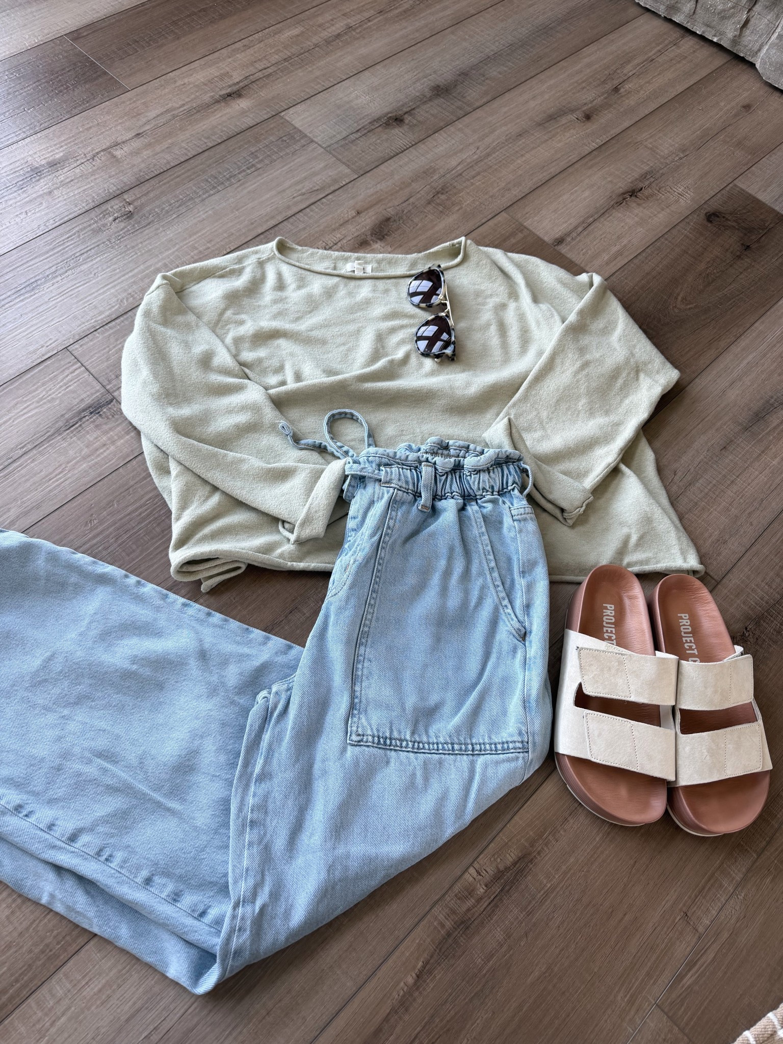 Cutest spring outfit of the day! My sweater and sandals are currently on sale! And can you believe my cute jeans are from Walmart?! 

Sale 
Spring outfits 
Women’s sandals 

#LTKSaleAlert #LTKmomlife #LTKootd