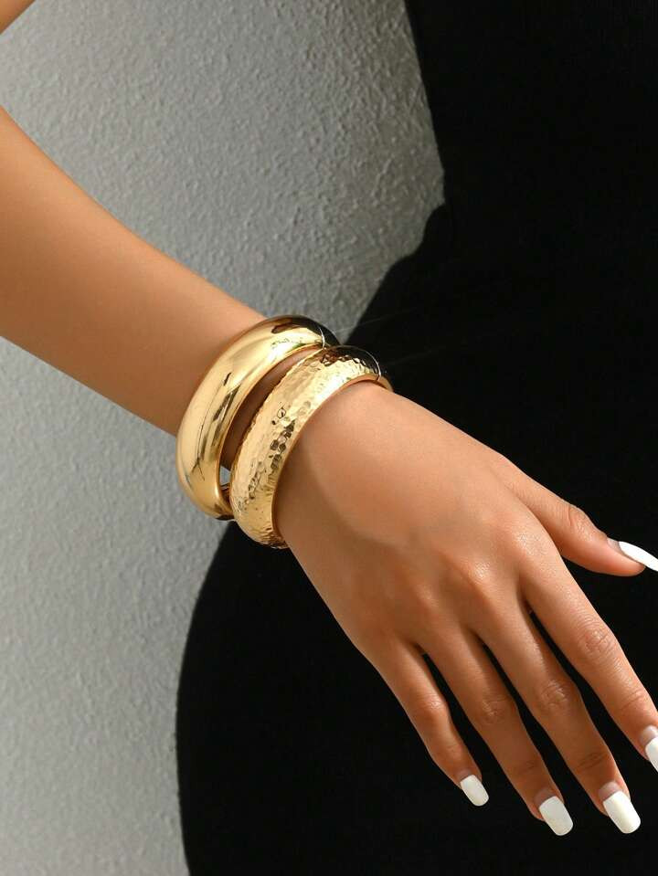 1pair (2pcs) Gold Tone Smooth & Snake Skin Patterned Metal Bangle Bracelets With Overlapping Visu... | SHEIN