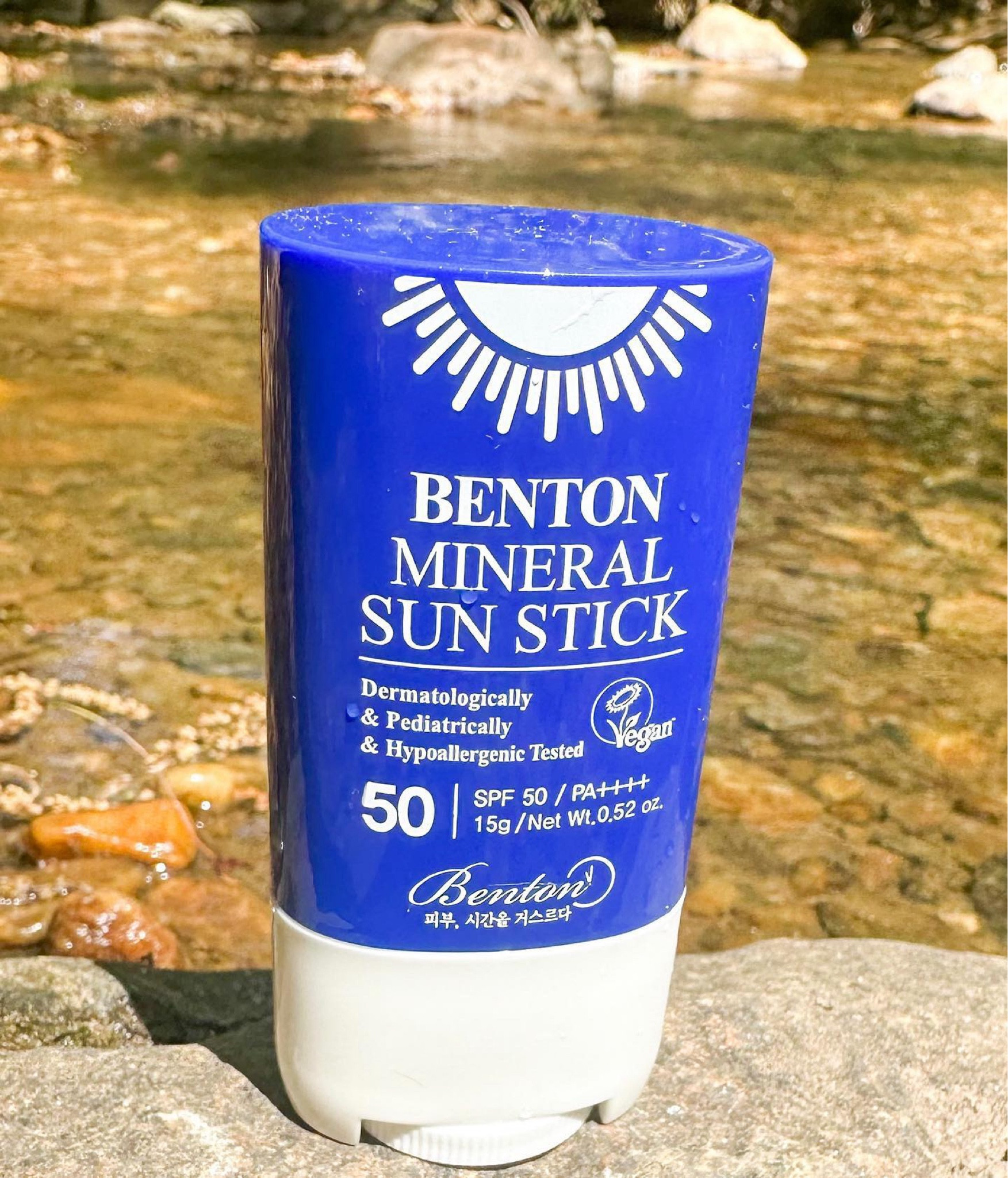 ☀️Benton Mineral Sunstick Spf50 PA++
I am really enjoying testing benton mineral sunstick as it is easy to carry when traveling and protects my skin from UV rays damage.It’s easy to reapply. It slides to your skin smoothly with matte finish.This has minimal white cast and doesn’t feel greasy.
.
.
.
How often do you apply sunscreen?
.
.
-PR
.
.
#benton #bentoncosmetic #bentonsunstick #bentonreview #sunscreen #mineralsunscreen #sunstick #uvraysprotection #spf #skinhealth #mineral #influencers #awareness #protect #skin

#LTKHoliday #LTKSeasonal #LTKGiftGuide