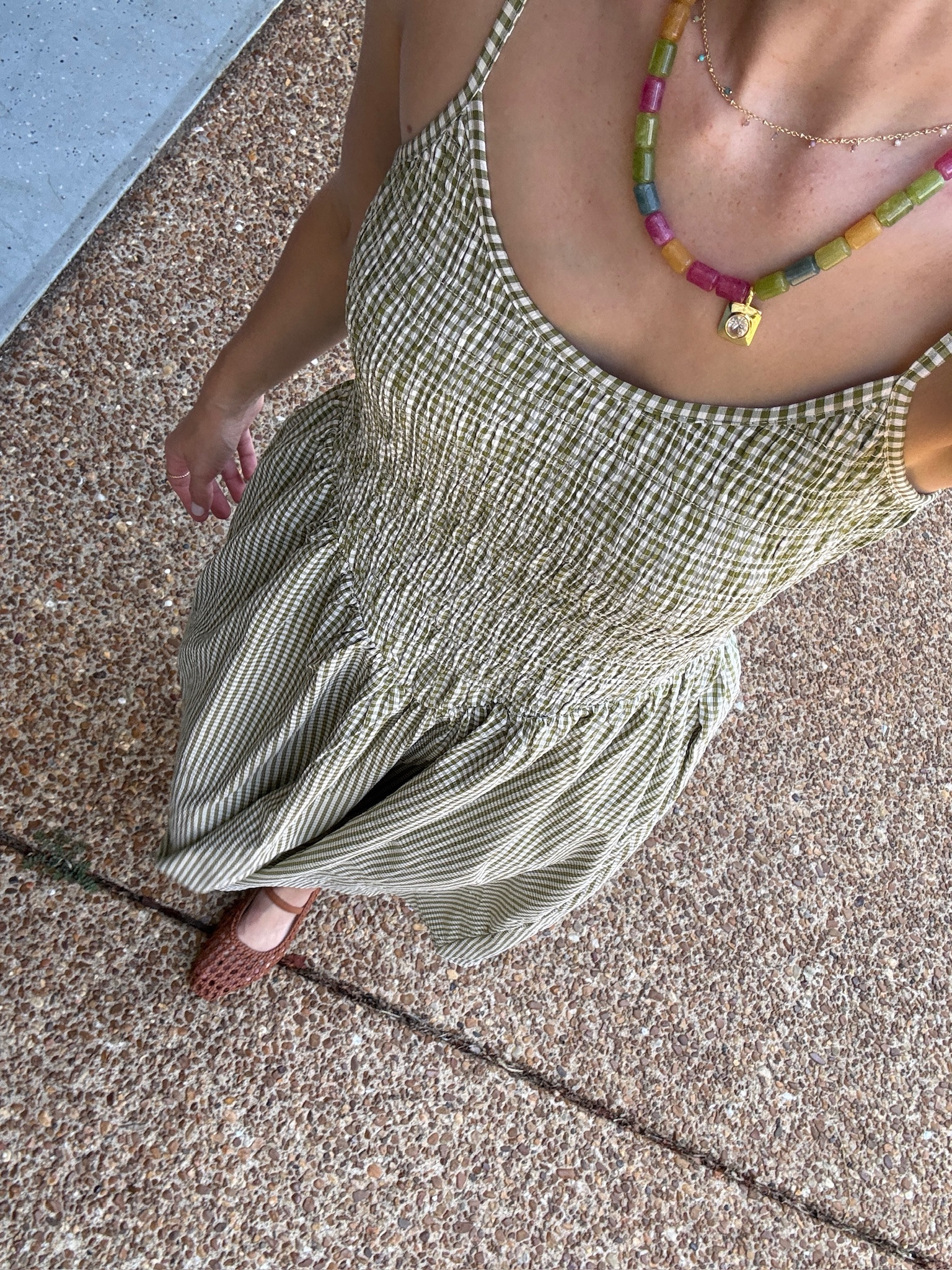 Such an easy dress to throw on!!

size small

midi dress, beach dress, brunch dress, summer dress, cute, comfy chic, hallie ragan

#LTKootd #LTKSeasonal #LTKgrwm