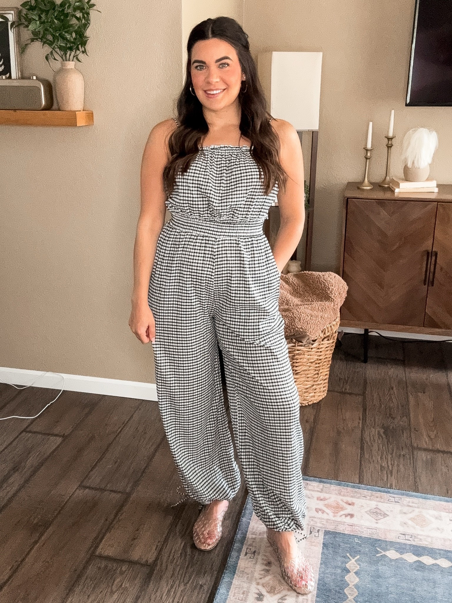 Vici jumpsuit
Code: court35

#LTKootd #LTKSeasonal