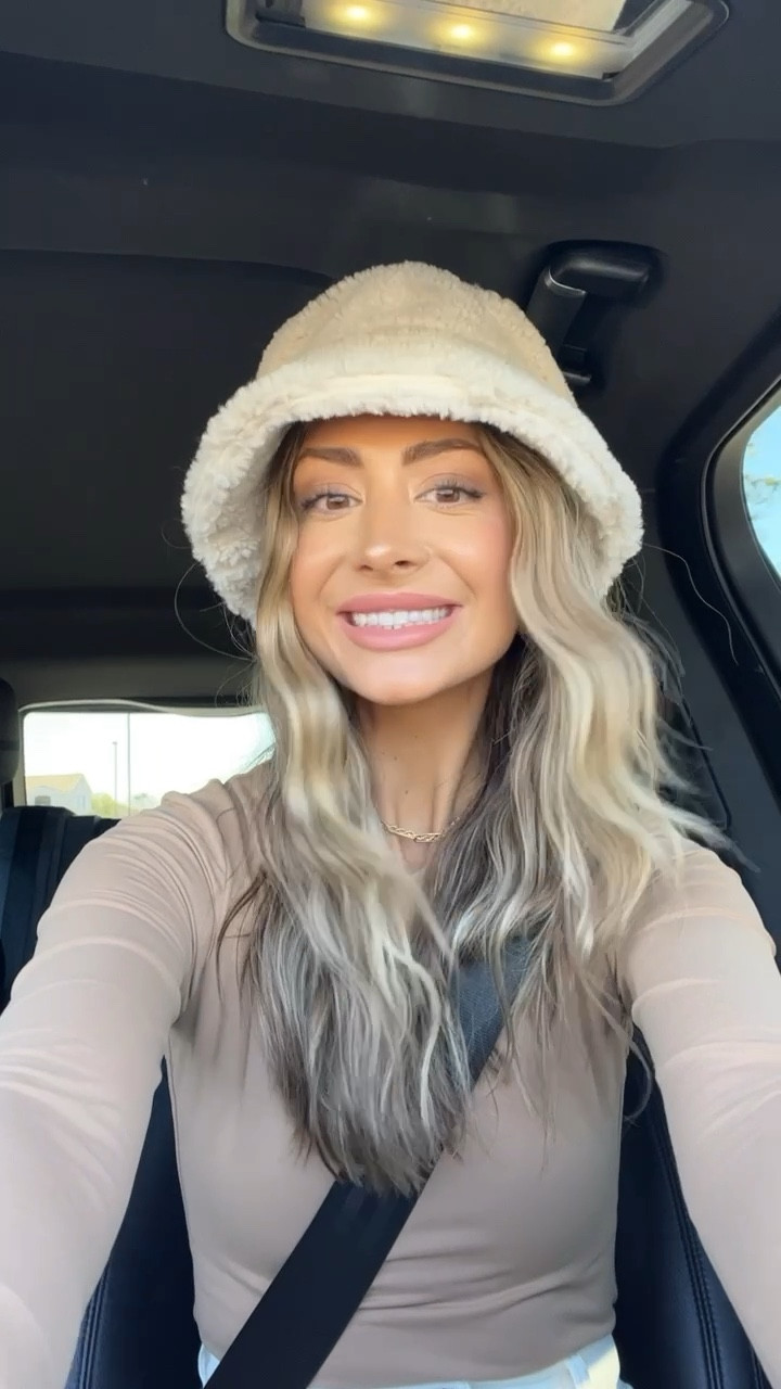 Lipstick color is honey love!!! Best nude lipstick 

#LTKbeauty