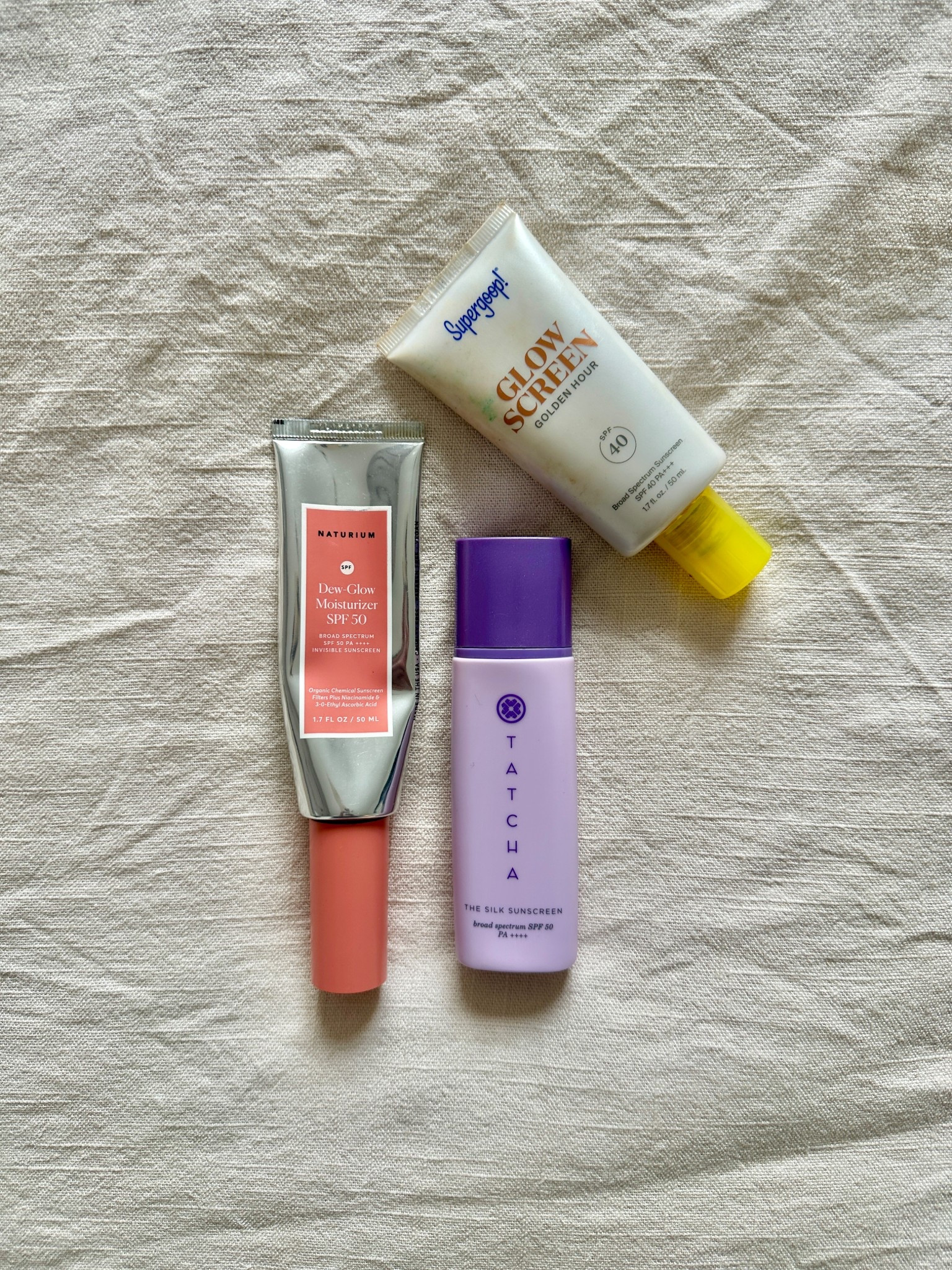 Favorite sunscreens for dewy makeup routines 🤍🧖🏽‍♀️

All tagged products I have used and approve! 

Always go for SPF50, 40 at the lowest! Anything lower and you aren't getting the absolute benefits from a sunscreen. Especially for melanated skin. 

#LTKBeauty