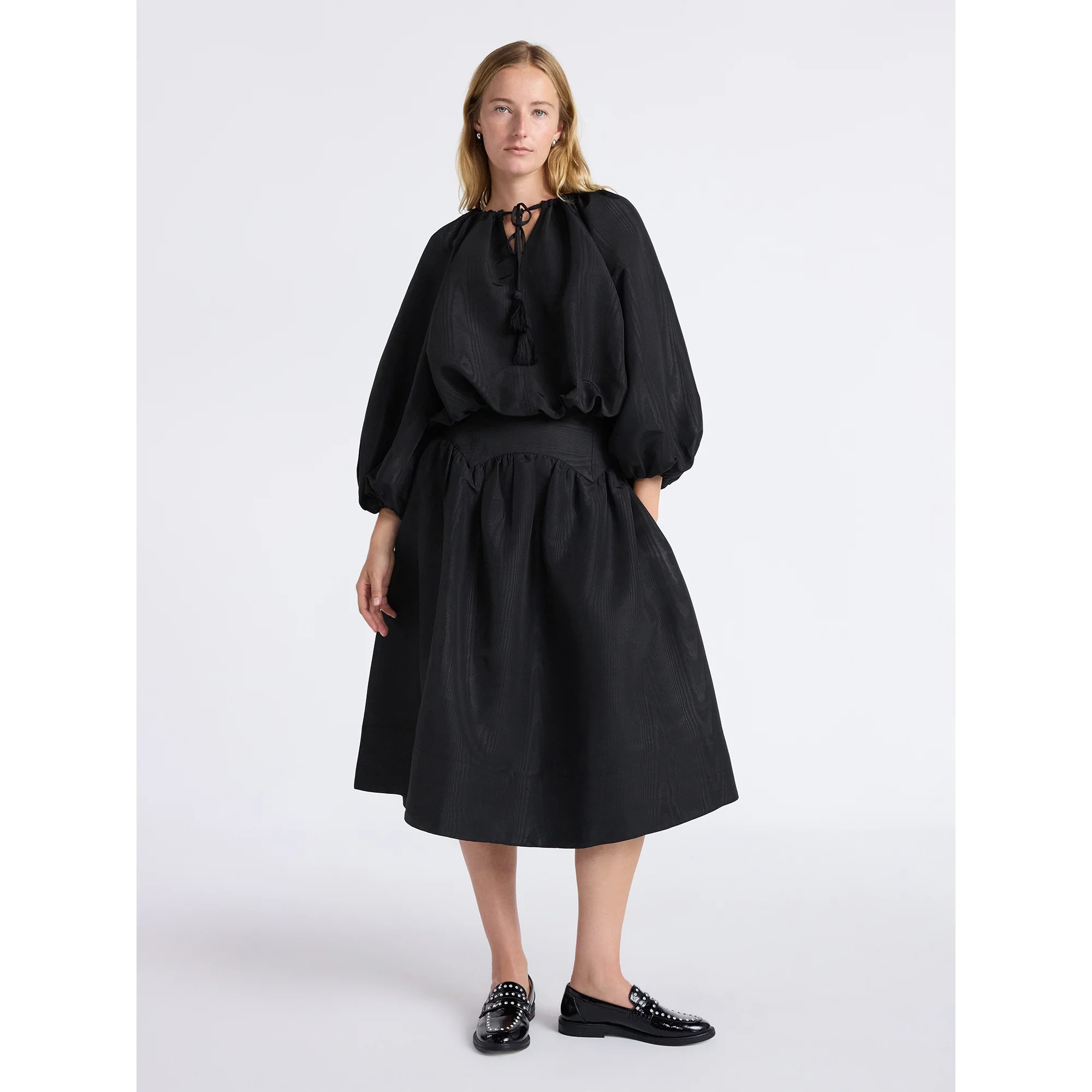 Free Assembly Women's and Women's Plus Shirred Yoke Midi Skirt, Size 0-26 | Walmart (US)