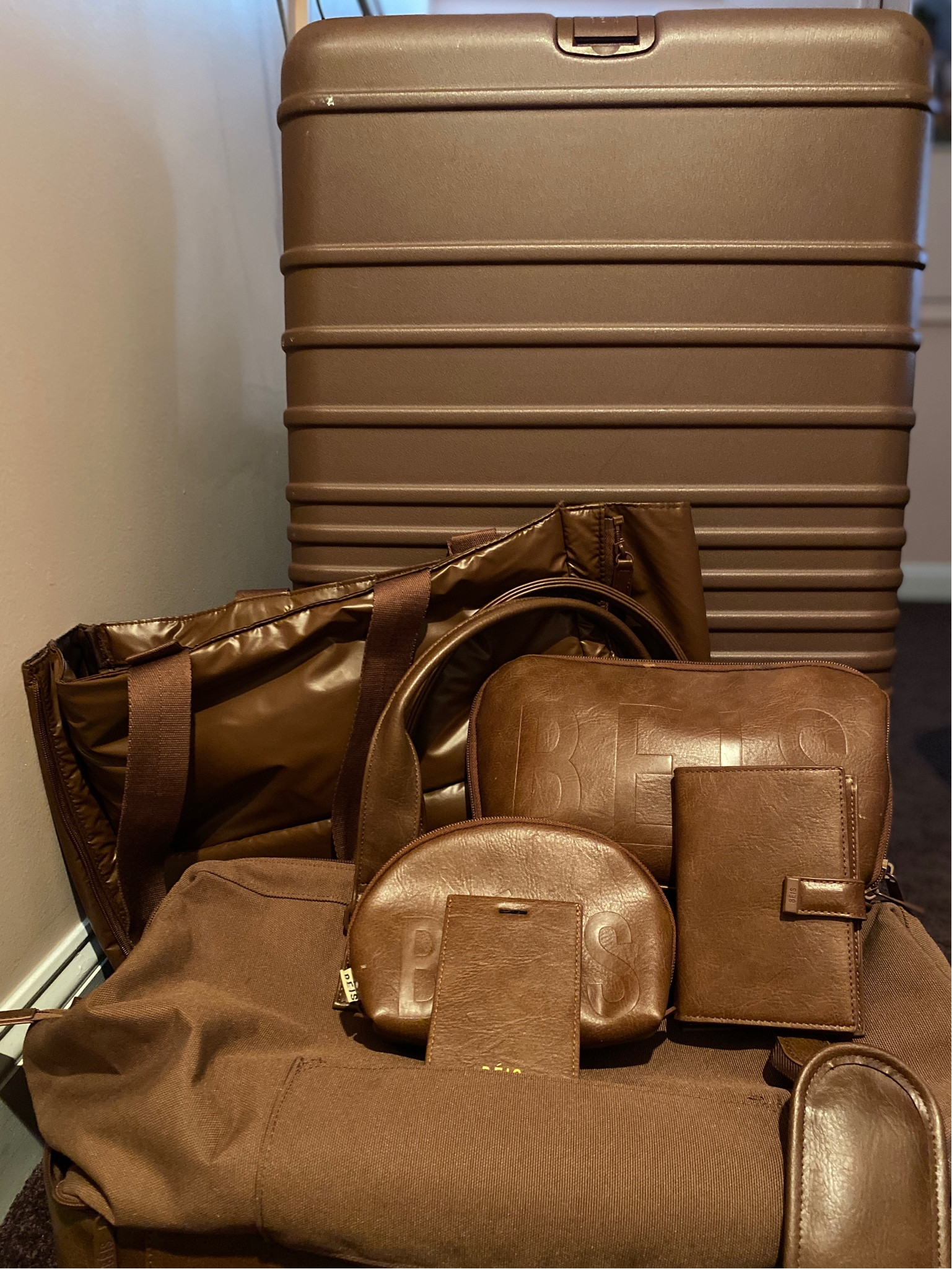 Can you tell I love the Maple Beis bags? 


#LTKTravel #LTKGiftGuide #LTKItBag