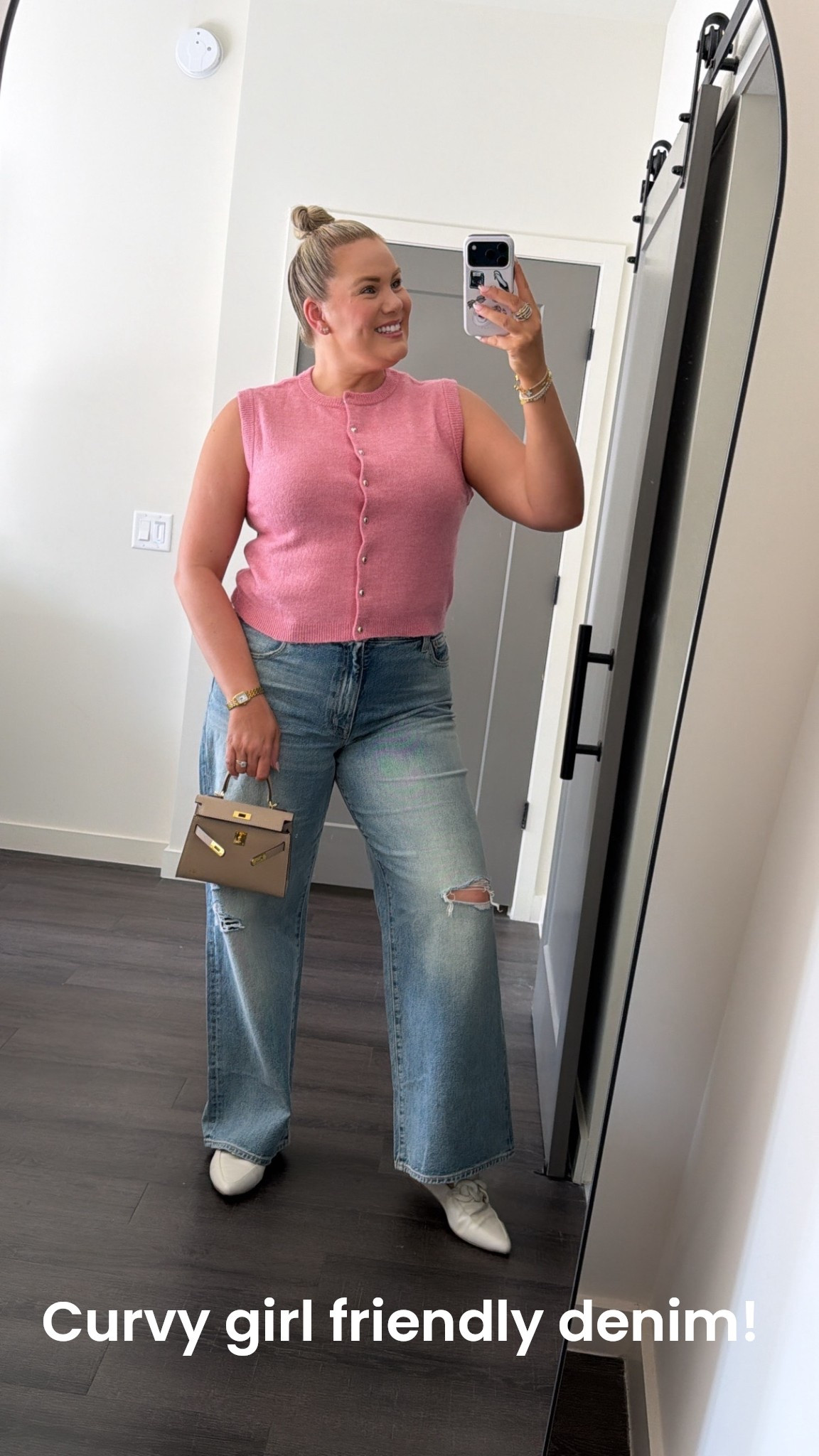 I’m wearing a size 33 in these jeans 

#LTKootd #LTKMidsize