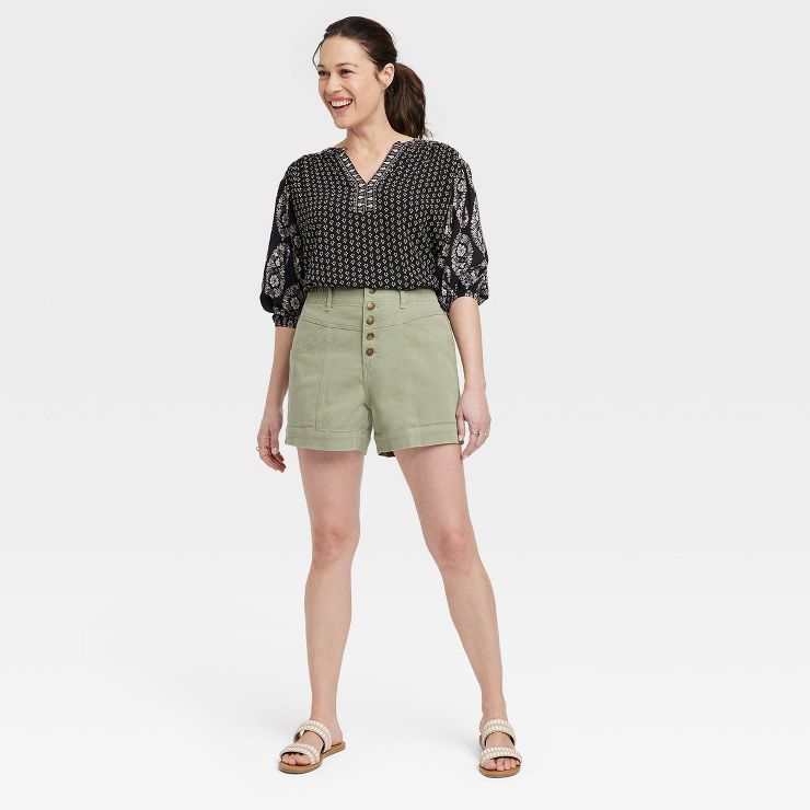 Women's High-Rise Relaxed Fit Traveling Shorts - Knox Rose™ | Target