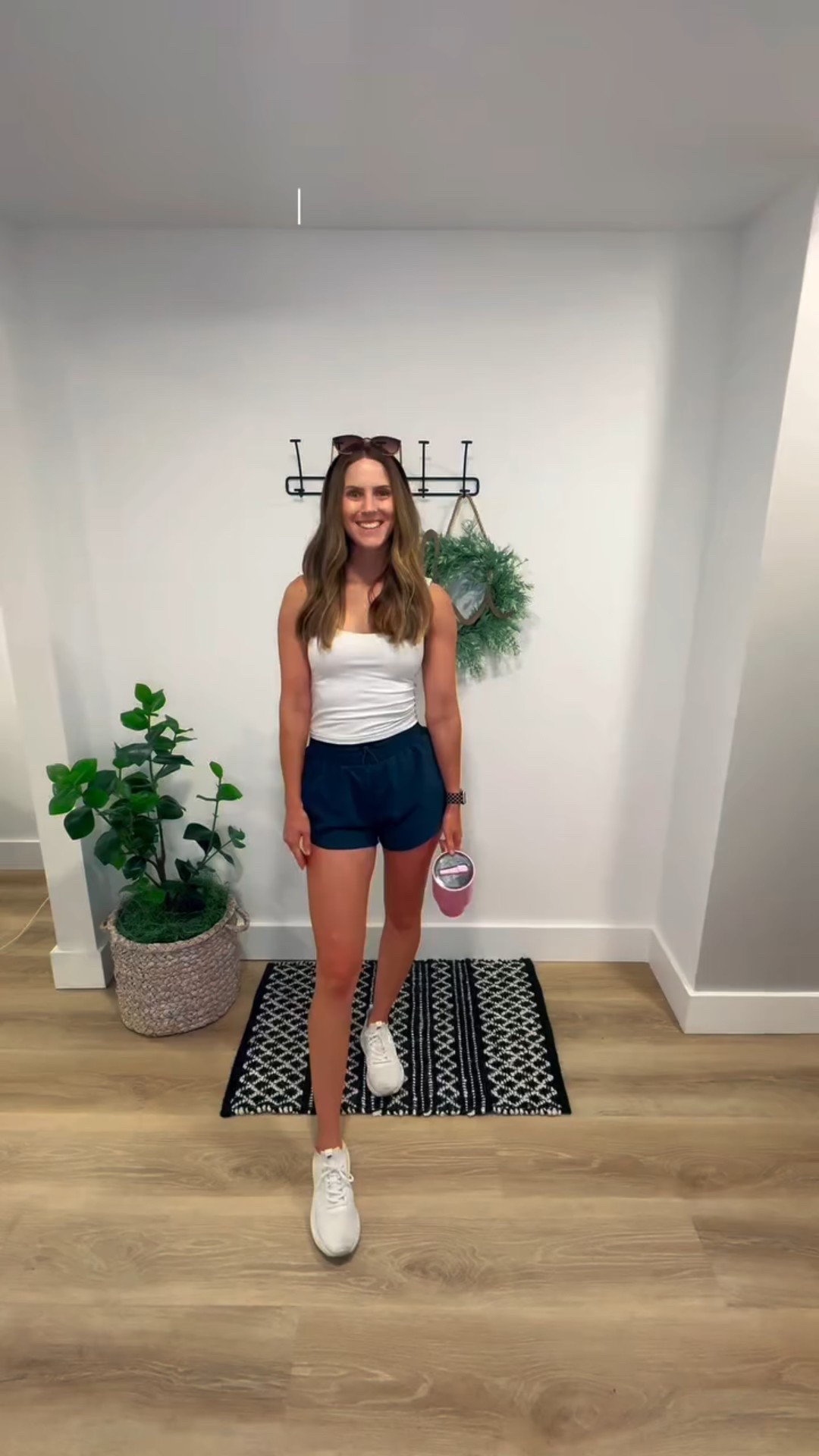 Today’s outfit for the playground & resetting the house ☺️ 
🔗s on LTK of course
#ootd #momoutfit #momstyle #casualoutfits #summerstyle #athleisurewear