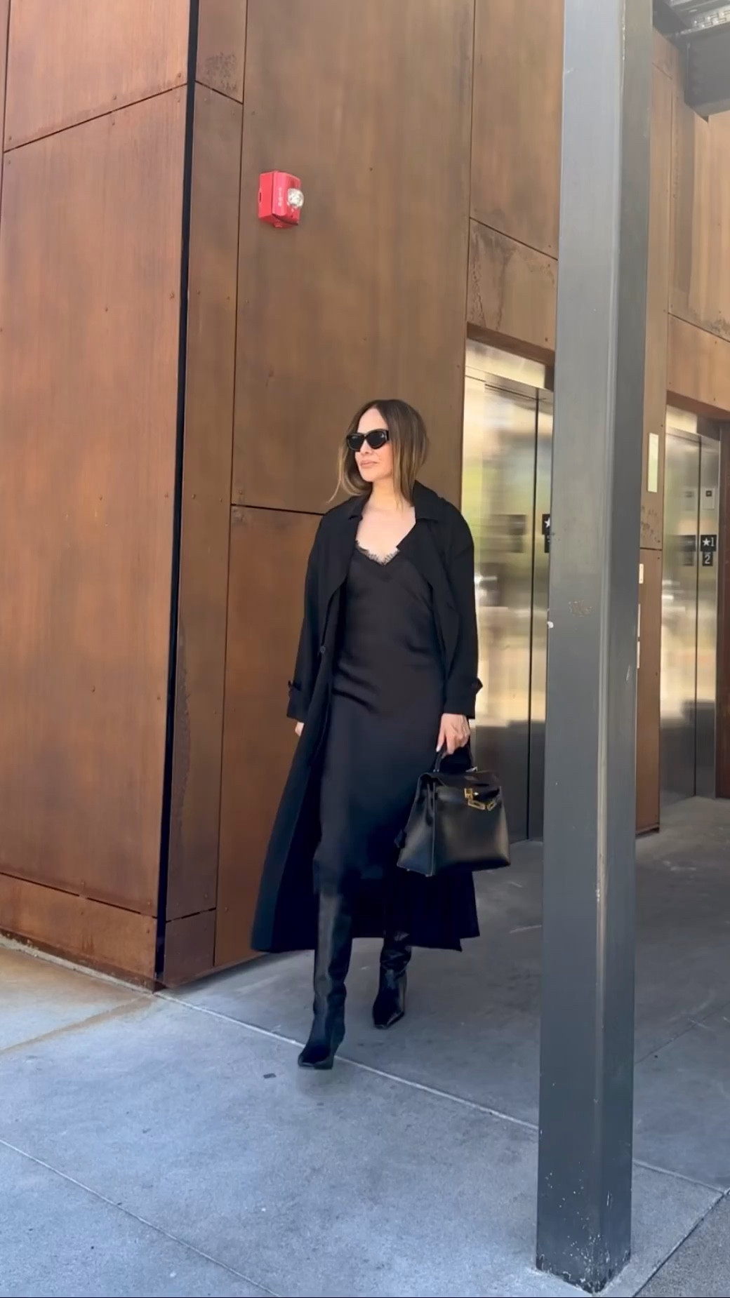 Never not happy wearing all black 🖤