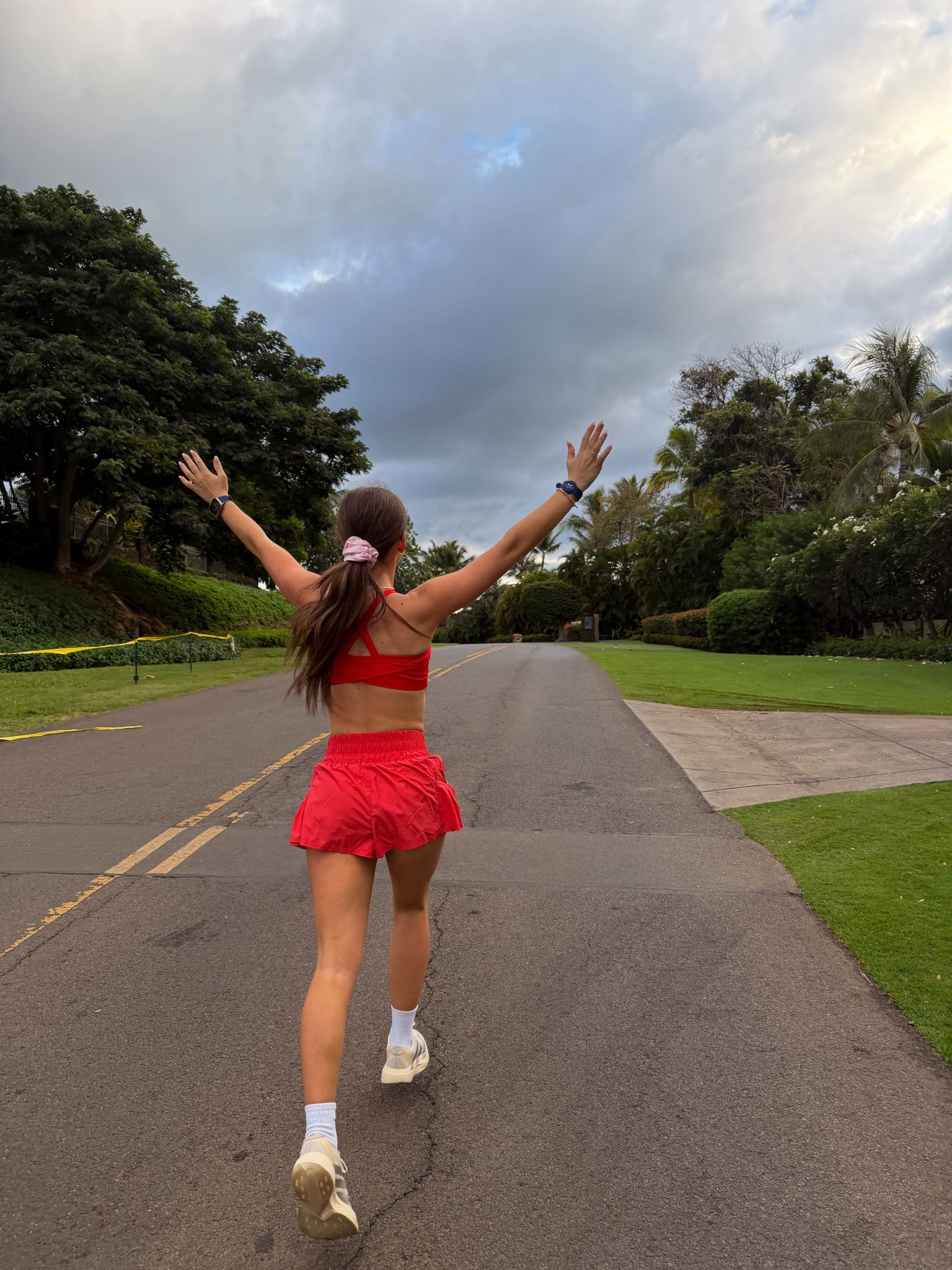 this red color is so good😍

#LTKfitnessgoals #LTKActive #LTKFindsUnder100