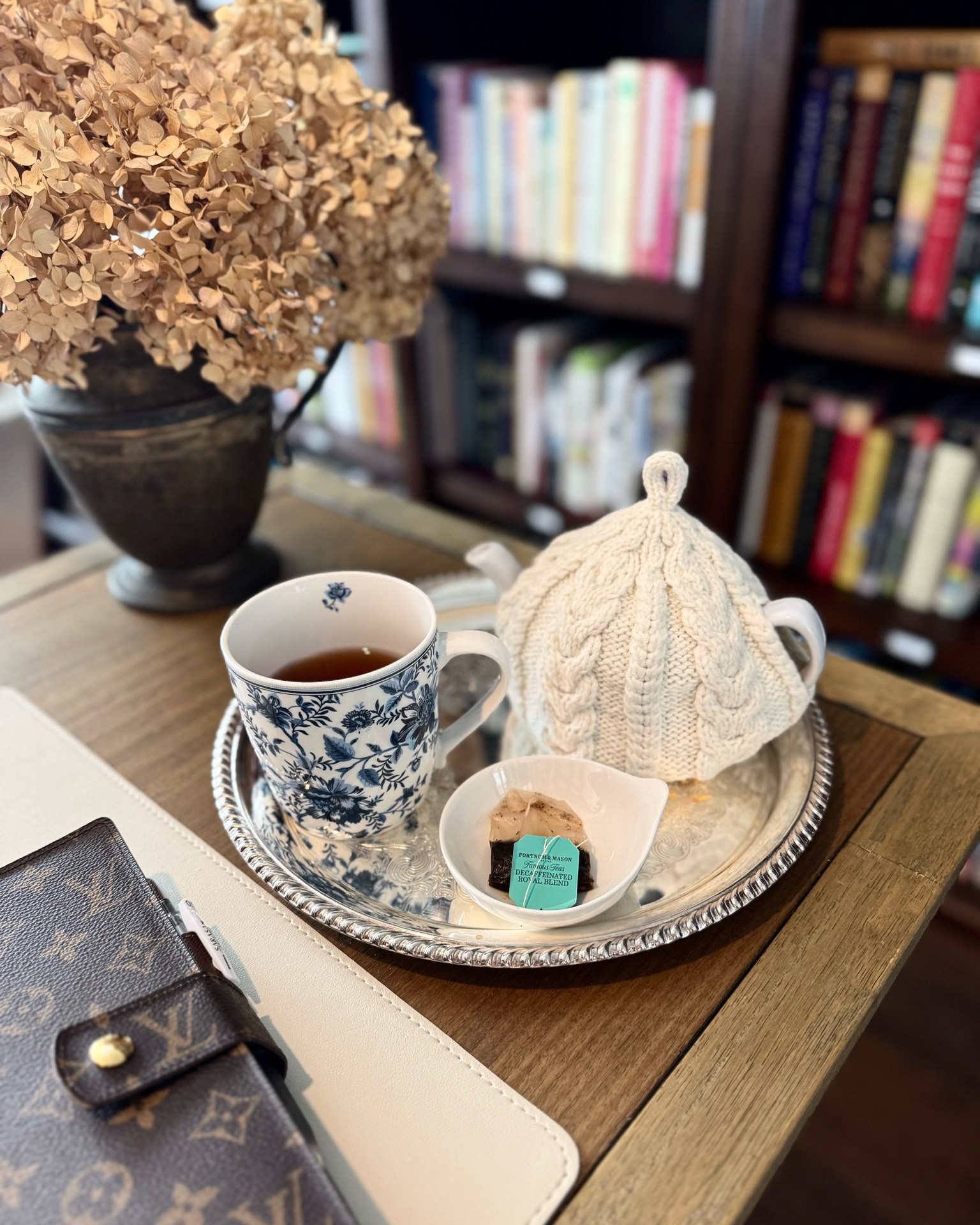Tea time. 