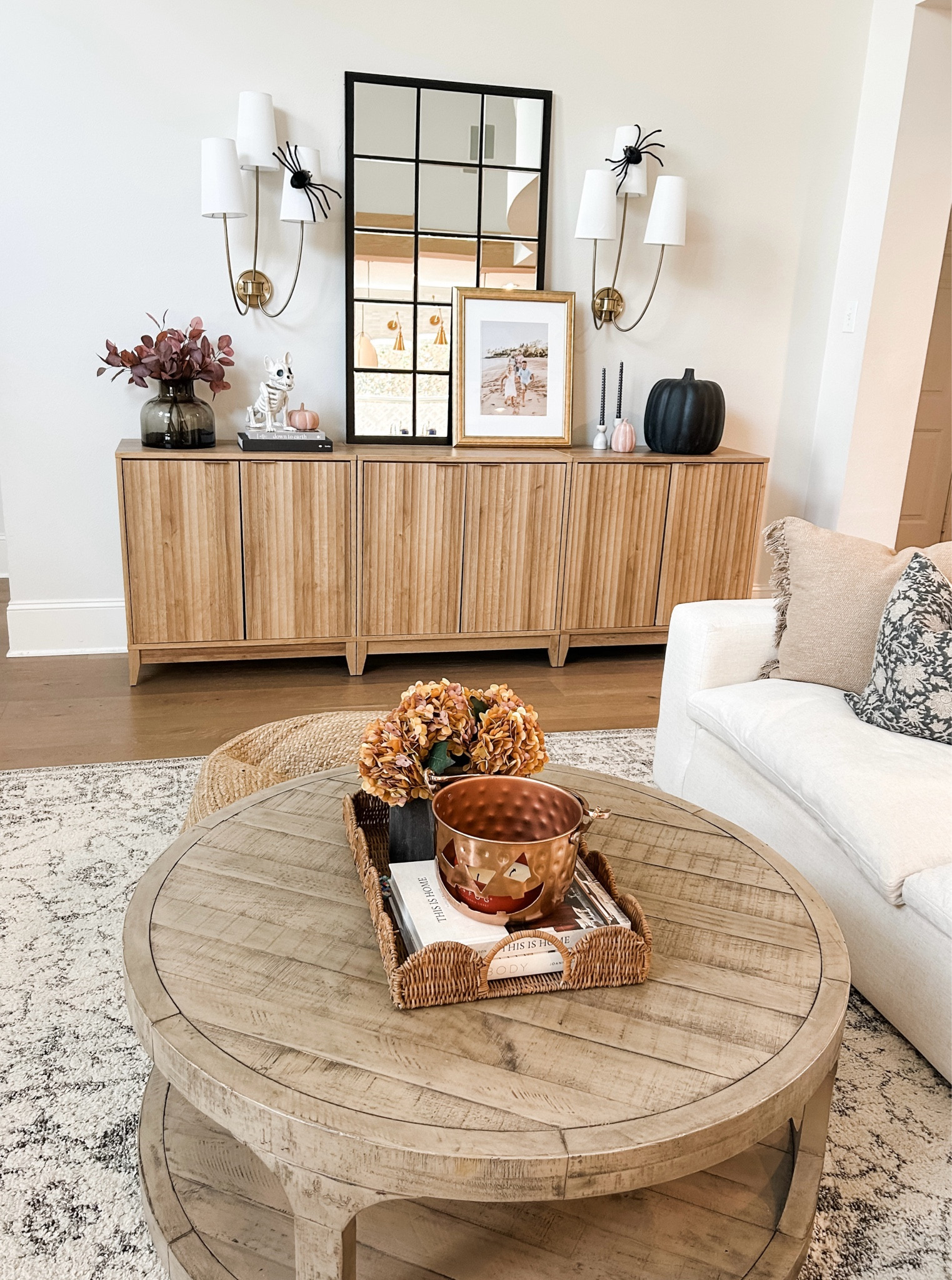 Our favorite Amazon cabinets! 





Family room 
Living rooms
Storage cabinets
Media console
Buffet 
