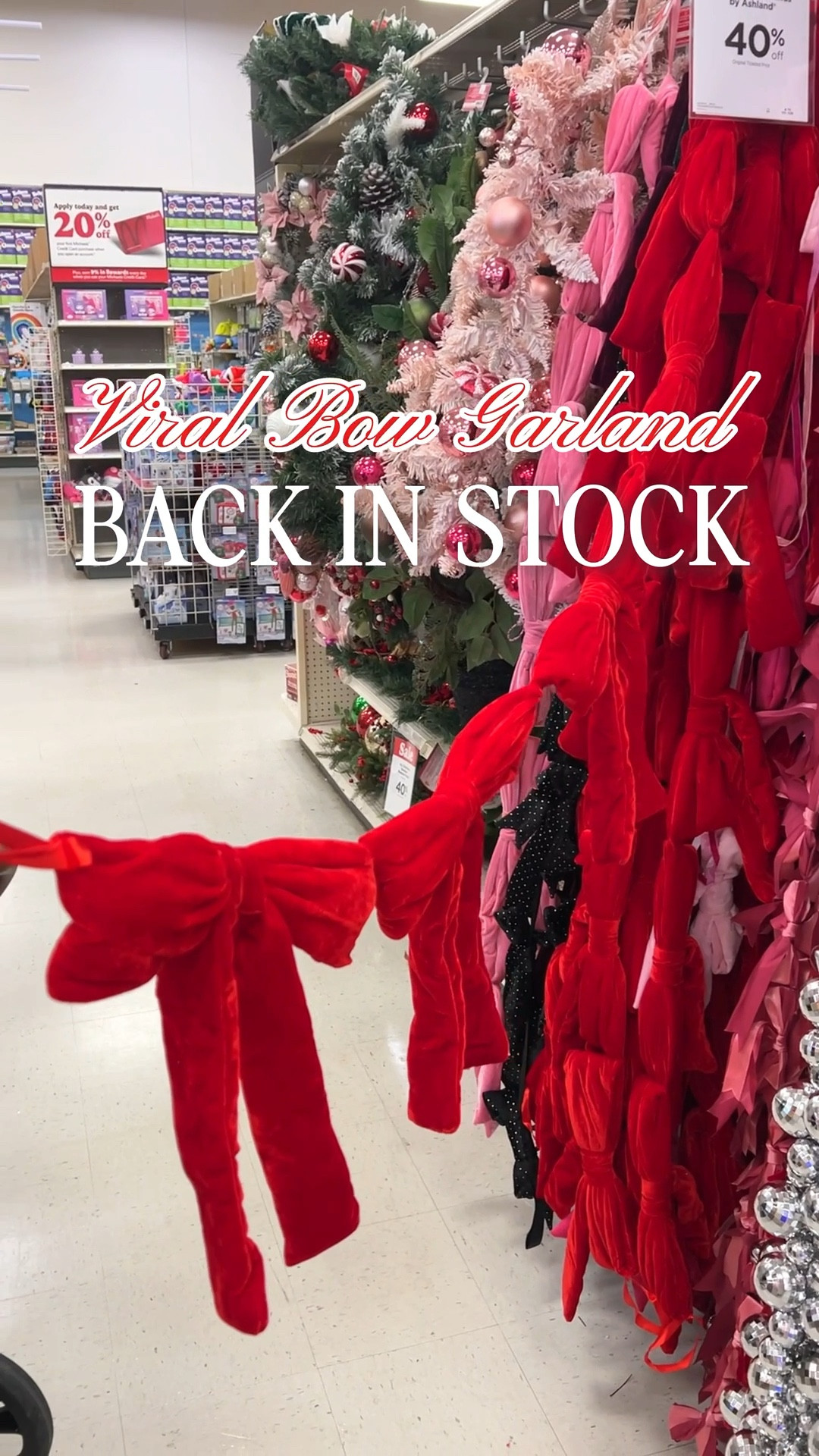 The viral velvet bow garland from last year is back and on sale for $16!

Christmas decor, classic Christmas decor, Ralph lauren Christmas

#LTKHoliday #LTKHome #LTKCyberWeek