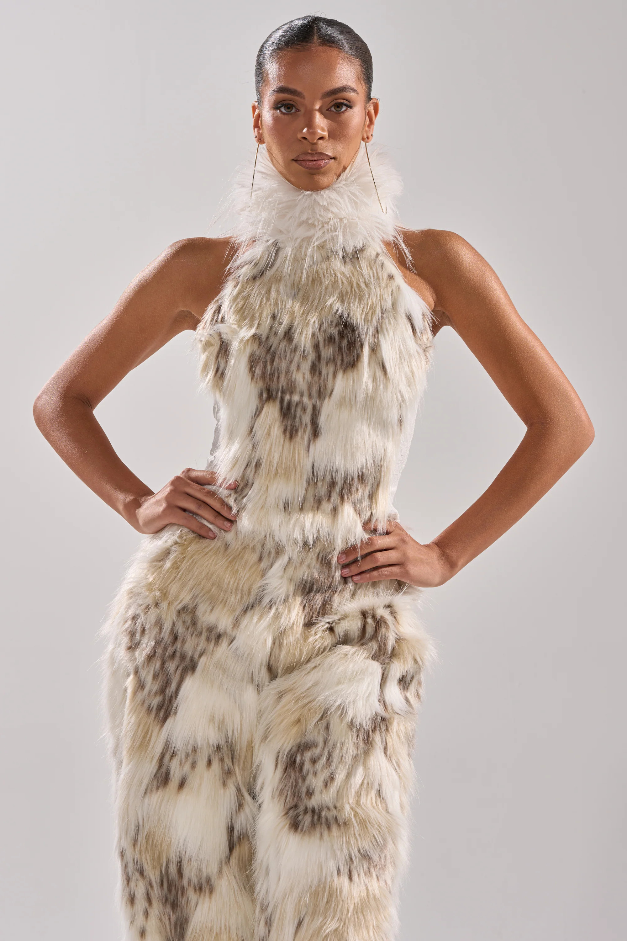 FLINTSTONES MOCK NECK FUR TOP | AKIRA