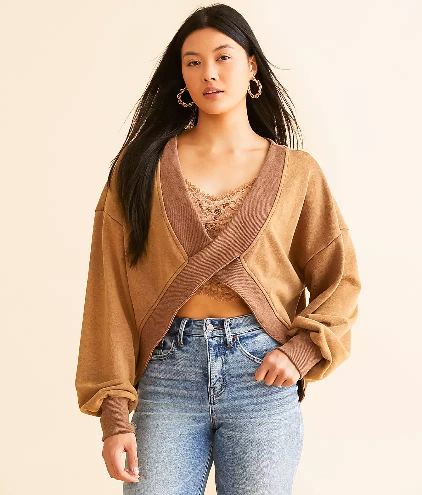 Criss Cross Pullover | Buckle