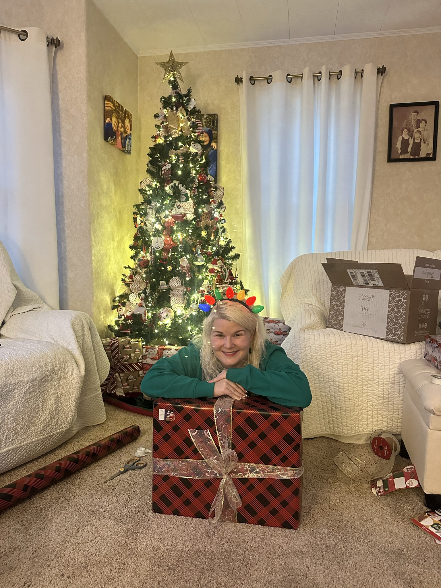 Finishing up some last minute wrapping. 

#LTKPetite #LTKHoliday #LTKHome