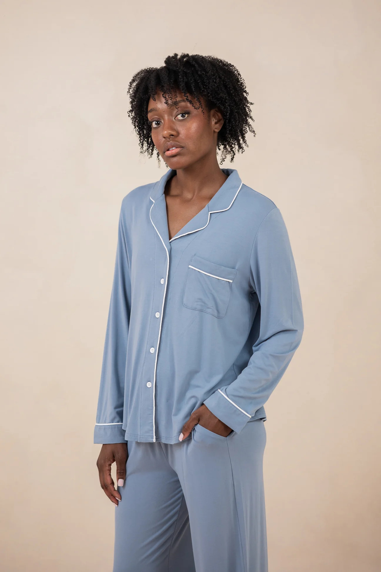 Bamboo Long-Sleeved Women's Pajama Set in Slate with Cloud Trim | Kyte Living