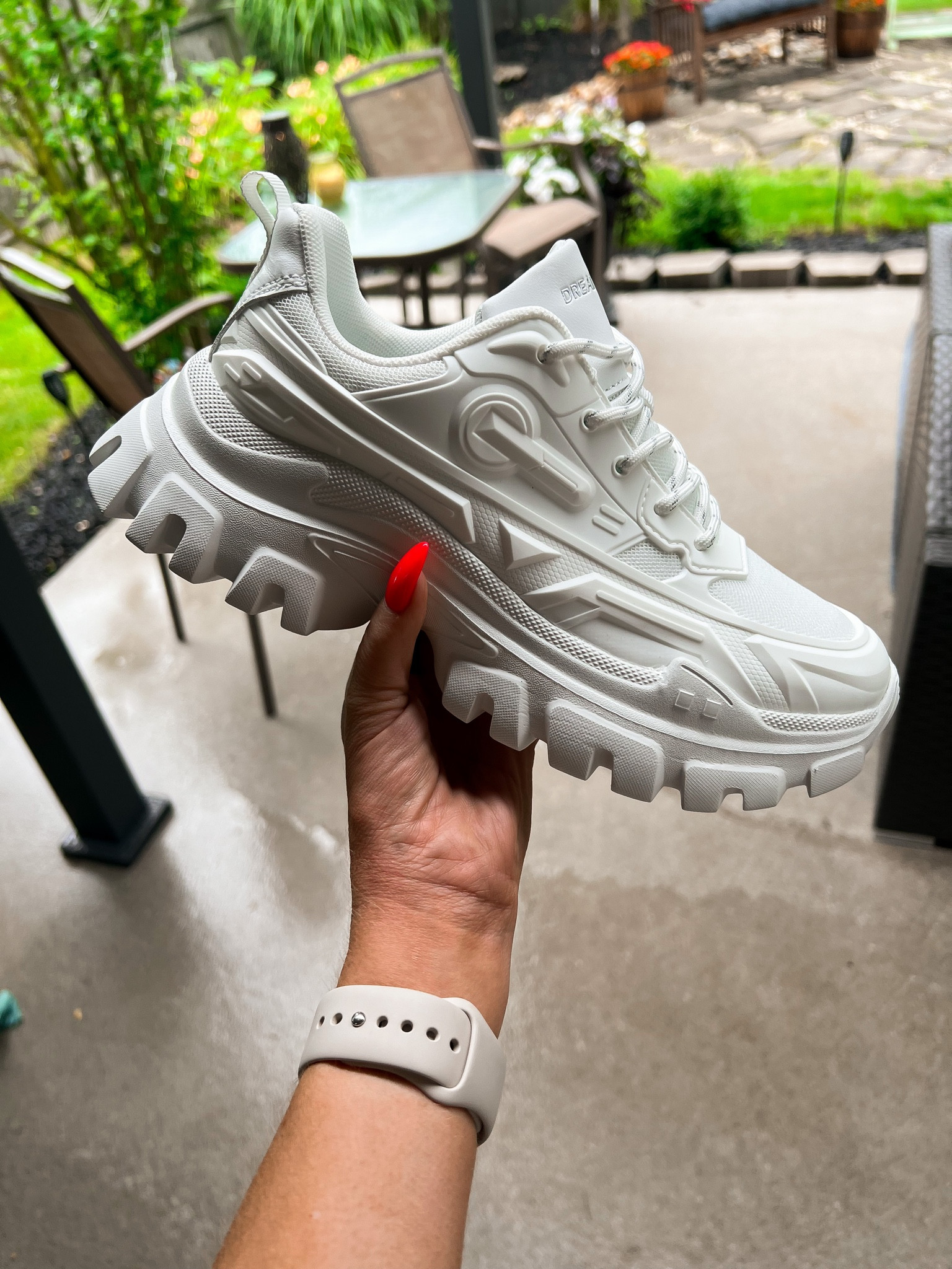 Chunky white sneakers by Dream Pairs found on Amazon. Only $31.44! In my regular 7.5 - Amazon Fashion - Amazon finds - Amazon deals 

#LTKsalealert #LTKshoecrush #LTKunder50