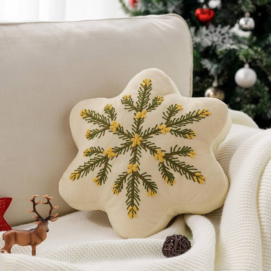 Ashler Snowflake Pillows, Snowflake Throw Pillow, Beige Christmas Pillows, 15x15 in Velvet Cushio... | Amazon (US)