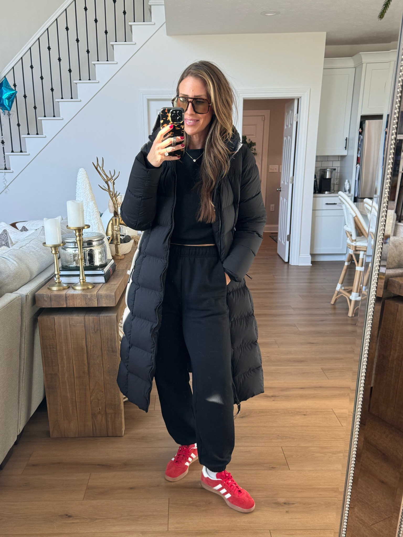 Size medium, super puff, long size medium alo set
All on sale 

#LTKHoliday #LTKCyberWeek #LTKGiftGuide