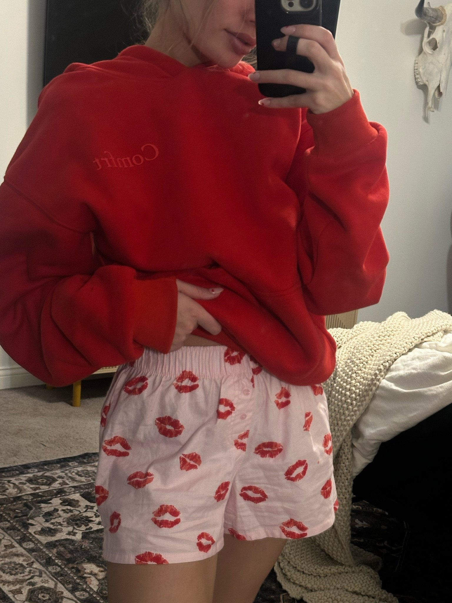 Making V💋LENTINE’S DAY my whole personality until Feb. 14th. And these were such a simple and cheap way to dress for the occasion. These paired with V-day cookies makes the perfect night in! XO 