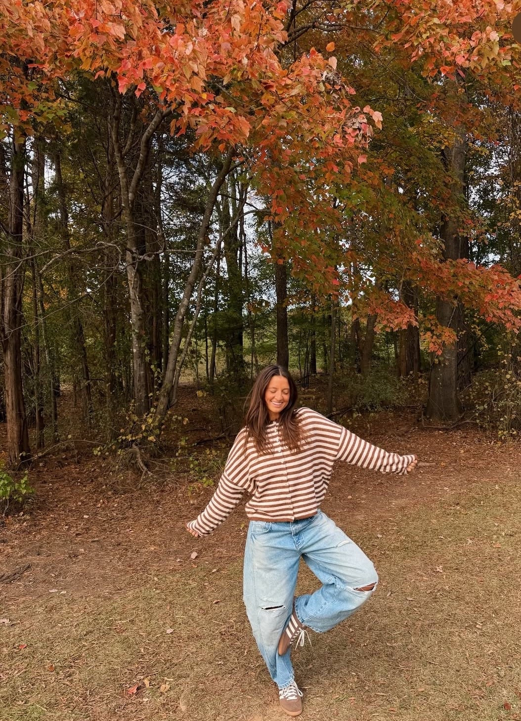 Thanksgiving outfits, holiday outfit inspo, fall outfits, girly outfits, cardigans, striped sweaters, barrel jeans, brown 

#LTKCyberWeek #LTKHoliday #LTKGiftGuide