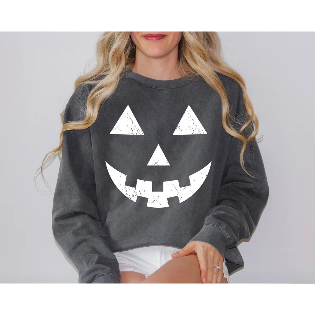 Comfort Colors®halloween Pumpkin Sweatshirts Pumpkin Face - Etsy | Etsy (US)