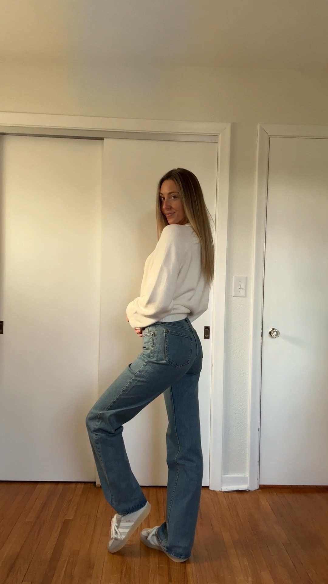 Tall girl uniform unlocked ✨ Abercrombie High Rise 90s Relaxed Jeans are the definition of long leg friendly. Snatched at the waist, relaxed through the leg, and actually comfy. I love that Abercrombie carries lengths for everyone, tall, short, and curvy, so the fit hits right every time. Oversized sweater + sneakers and I’m out the door. Linked everything below 🤍

#TallGirlFashion #TallGirlJeans #AbercrombieJeans #AFLove #90sJeans #RelaxedJeans #HighRiseJeans #WideLegJeans #EverydayOutfit #CapsuleWardrobe #ElevatedBasics #LTKFindsUnder100

#LTKTall #LTKFindsUnder100 #LTKgrwm