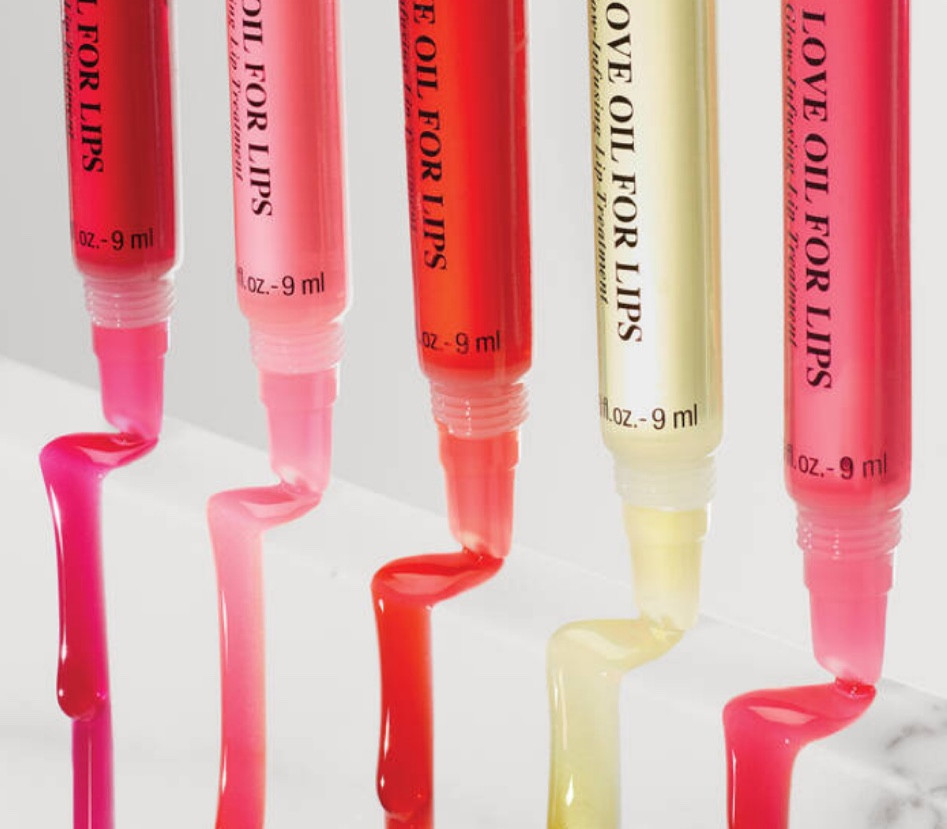 Dare I say this is my favorite lip oil currently!💕

#LTKGiftGuide #LTKbeauty #LTKSeasonal