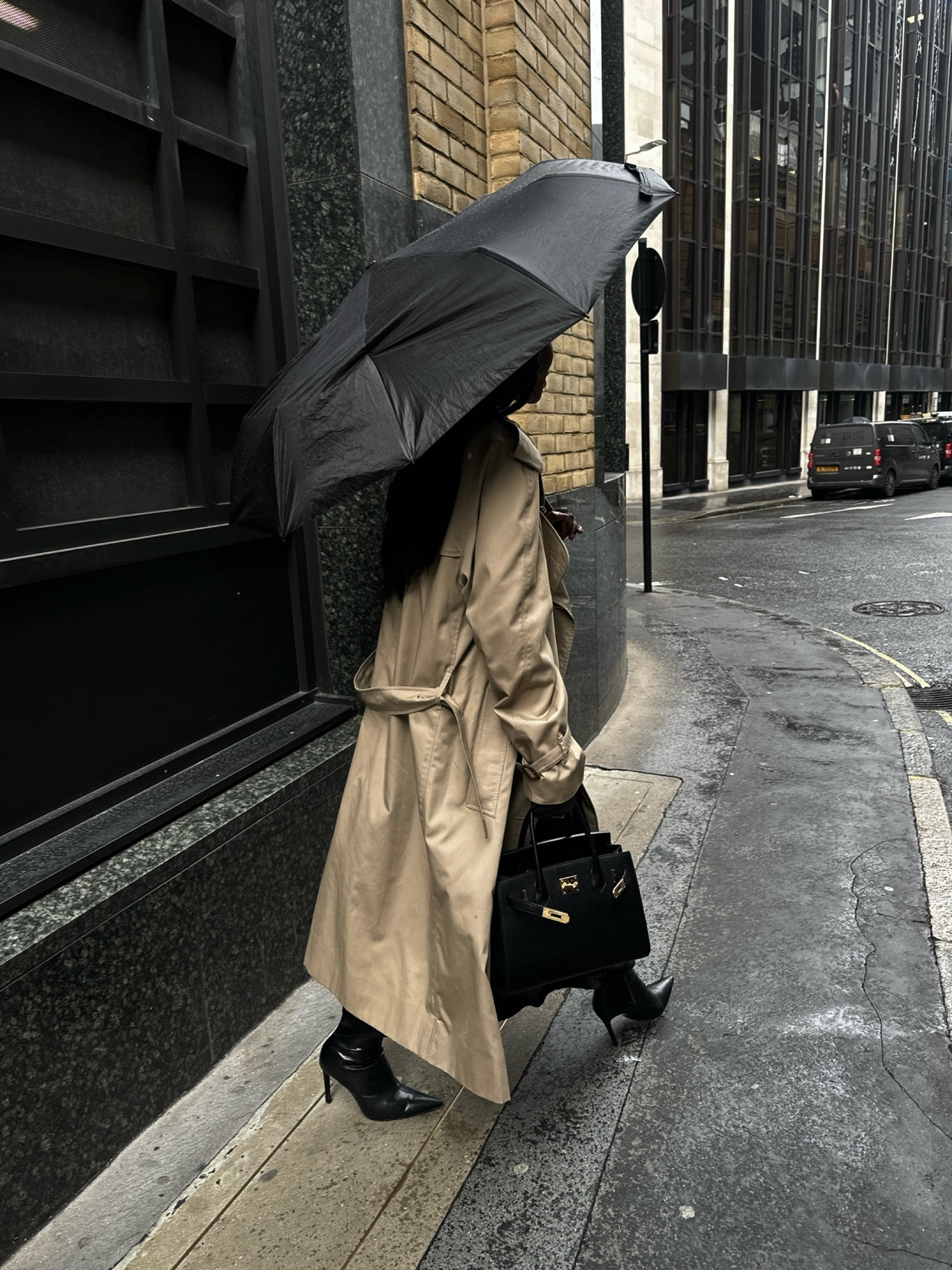 Raining day 🌧️ , I’m wearing trench coat size L as I like it over sized 

#LTKautumn #LTKmodest #LTKworkwear