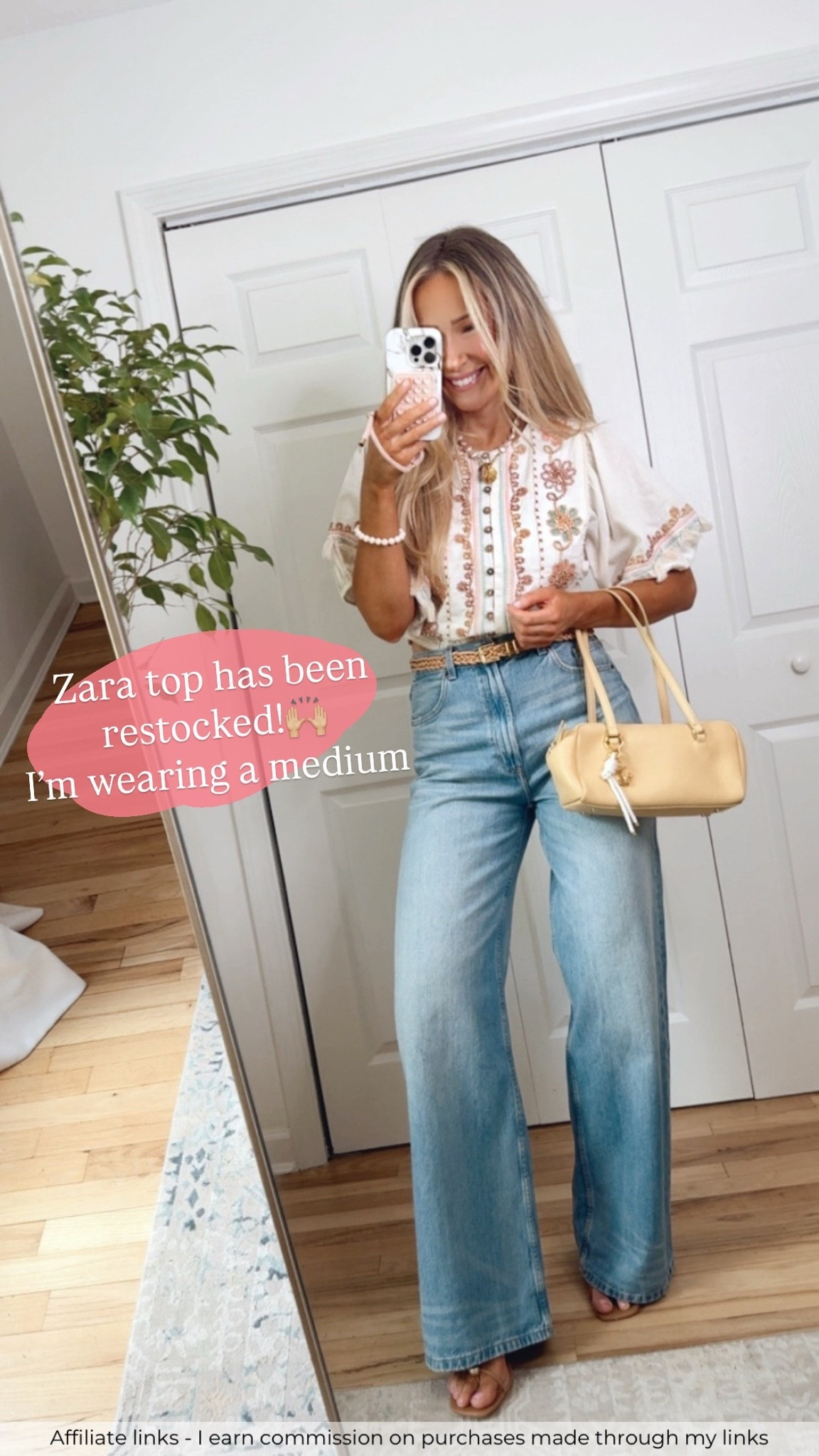 Affiliate links - I earn commission on purchases made through my links | Zara outfit
Zara top
Zara jeans