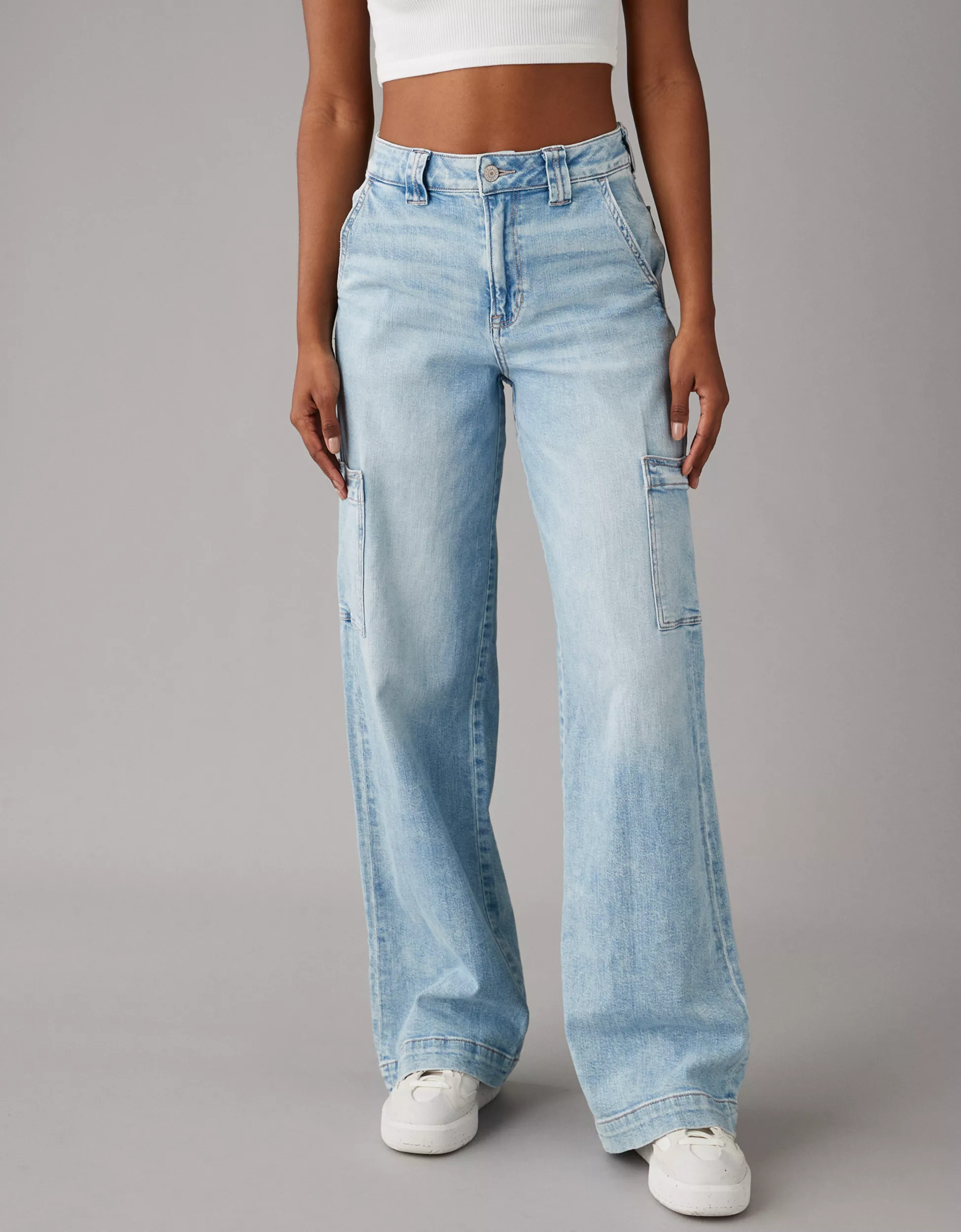 AE Dreamy Drape Stretch Super High-Waisted Cargo Baggy Wide-Leg Jean | American Eagle Outfitters (US & CA)