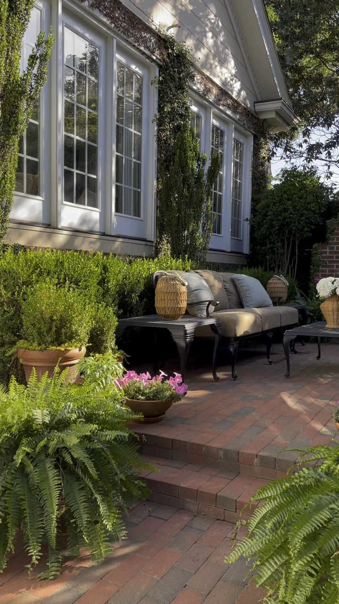 Courtyard Details ☀️🌿

#LTKhome #LTKstyletip #LTKSeasonal