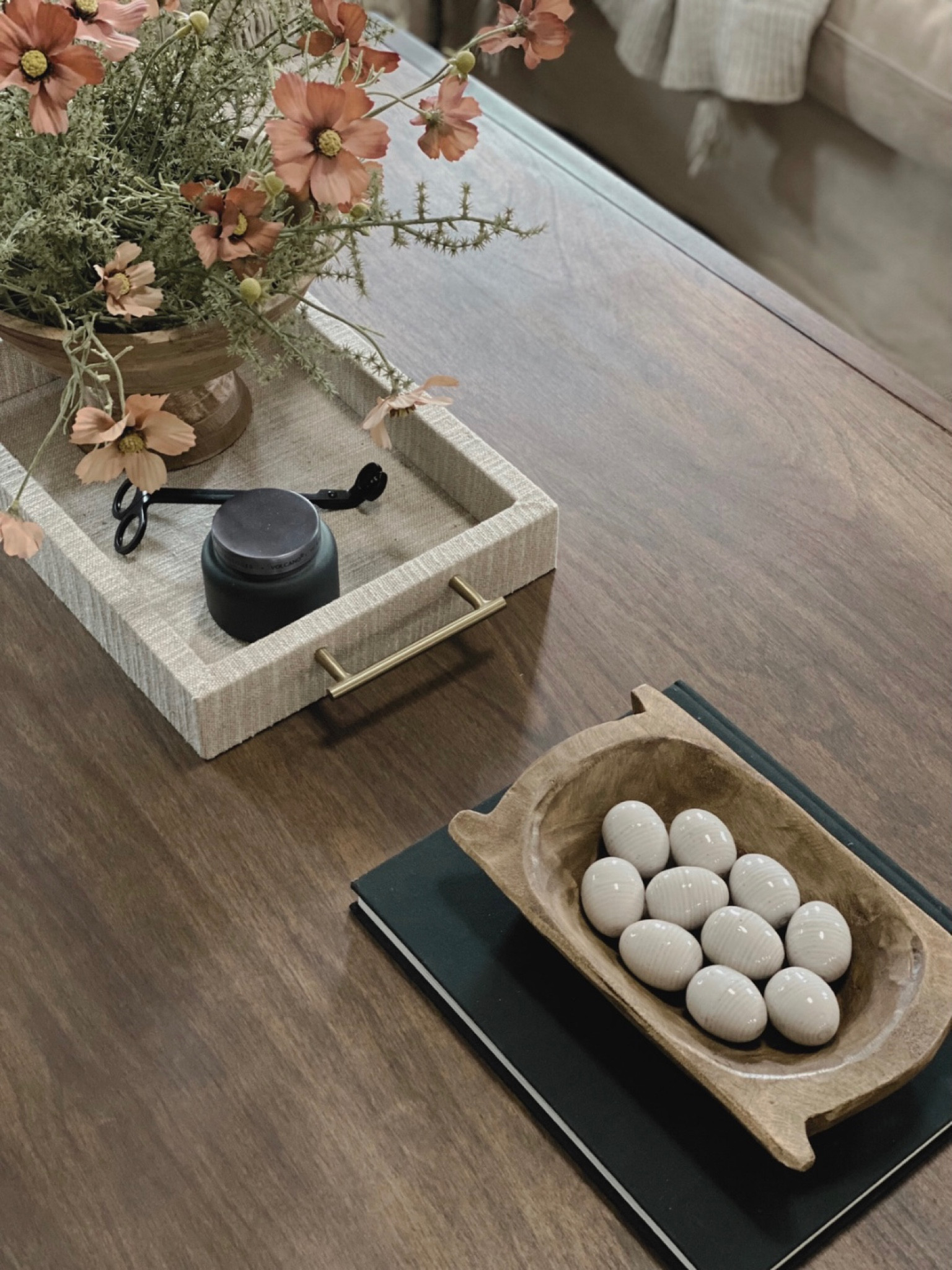 Coffee table styling 

#LTKhome #LTKSeasonal