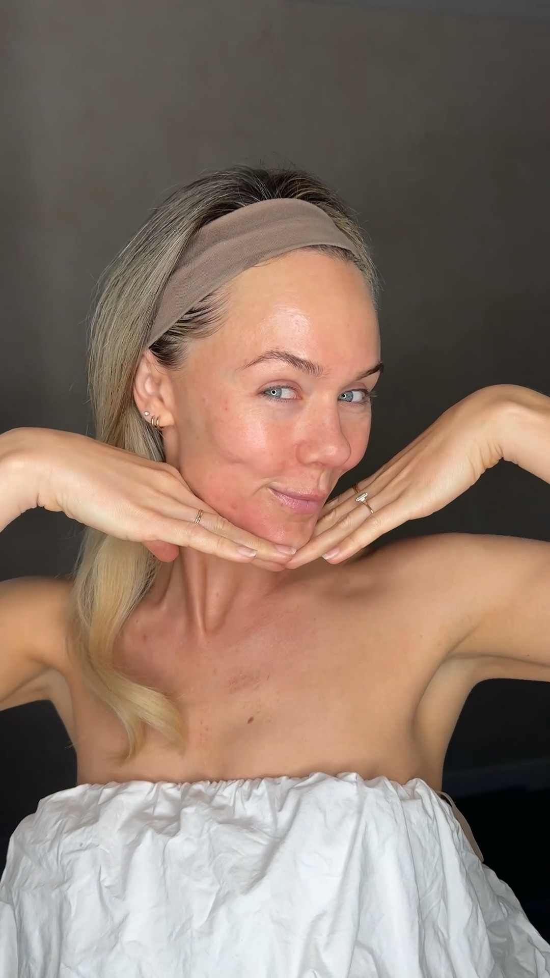 Pregnancy safe glowy skincare to prevent acne, aging, & irritationn

#LTKBeauty #LTKBump #LTKBaby