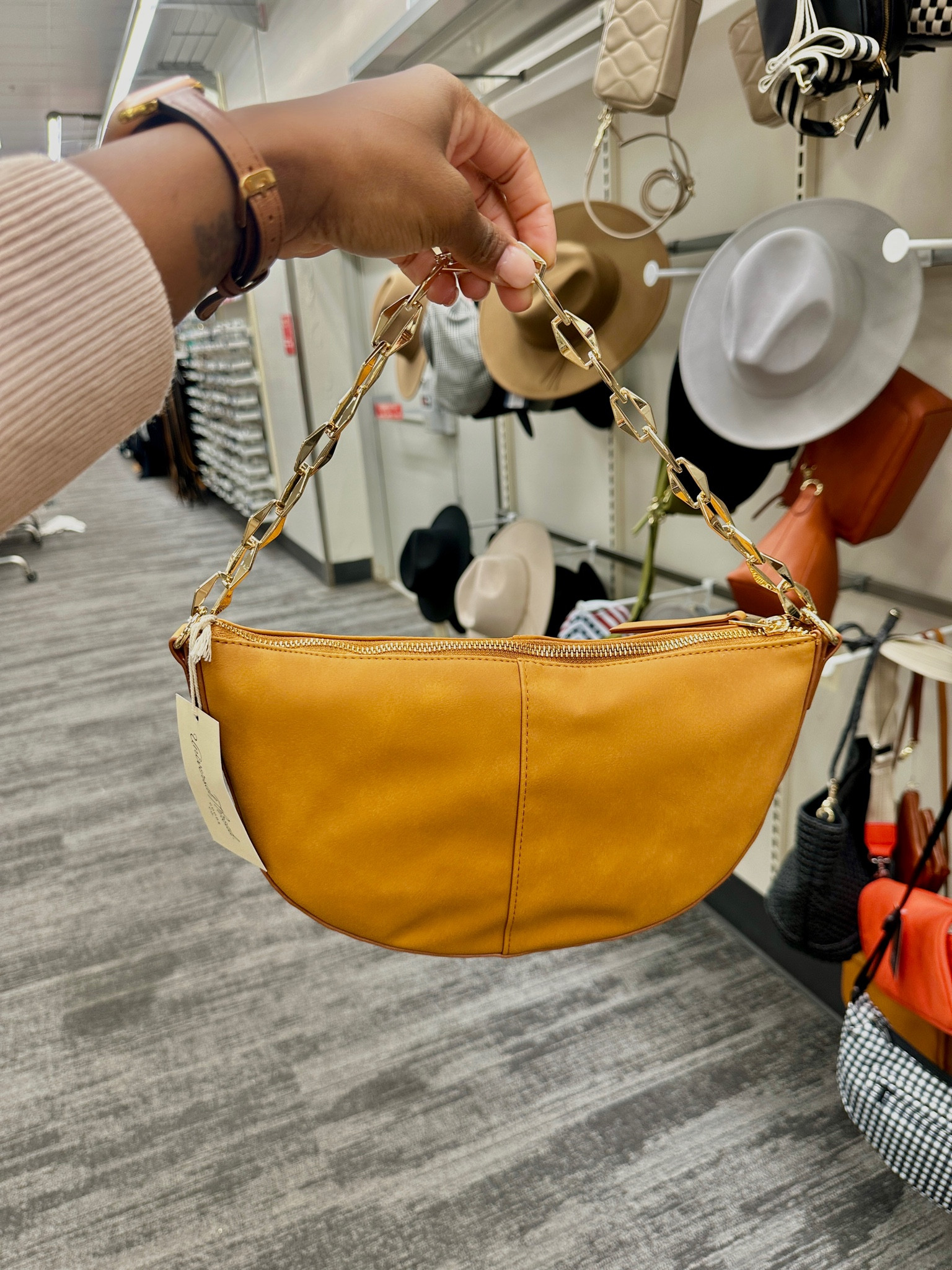 Comes in 4 colors 🍁😍

#LTKStyleTip #LTKItBag #LTKFindsUnder50