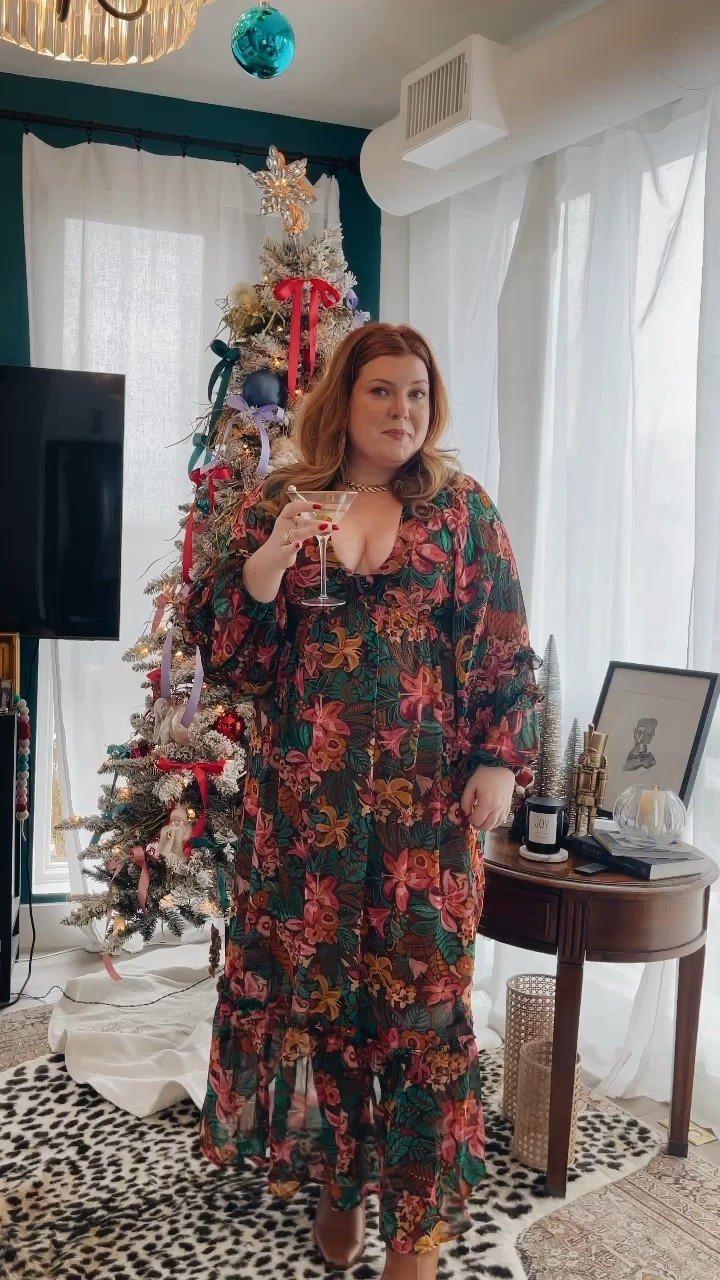 Holiday party outfit. Christmas party outfit  

#LTKHoliday #LTKmidsize #LTKSeasonal