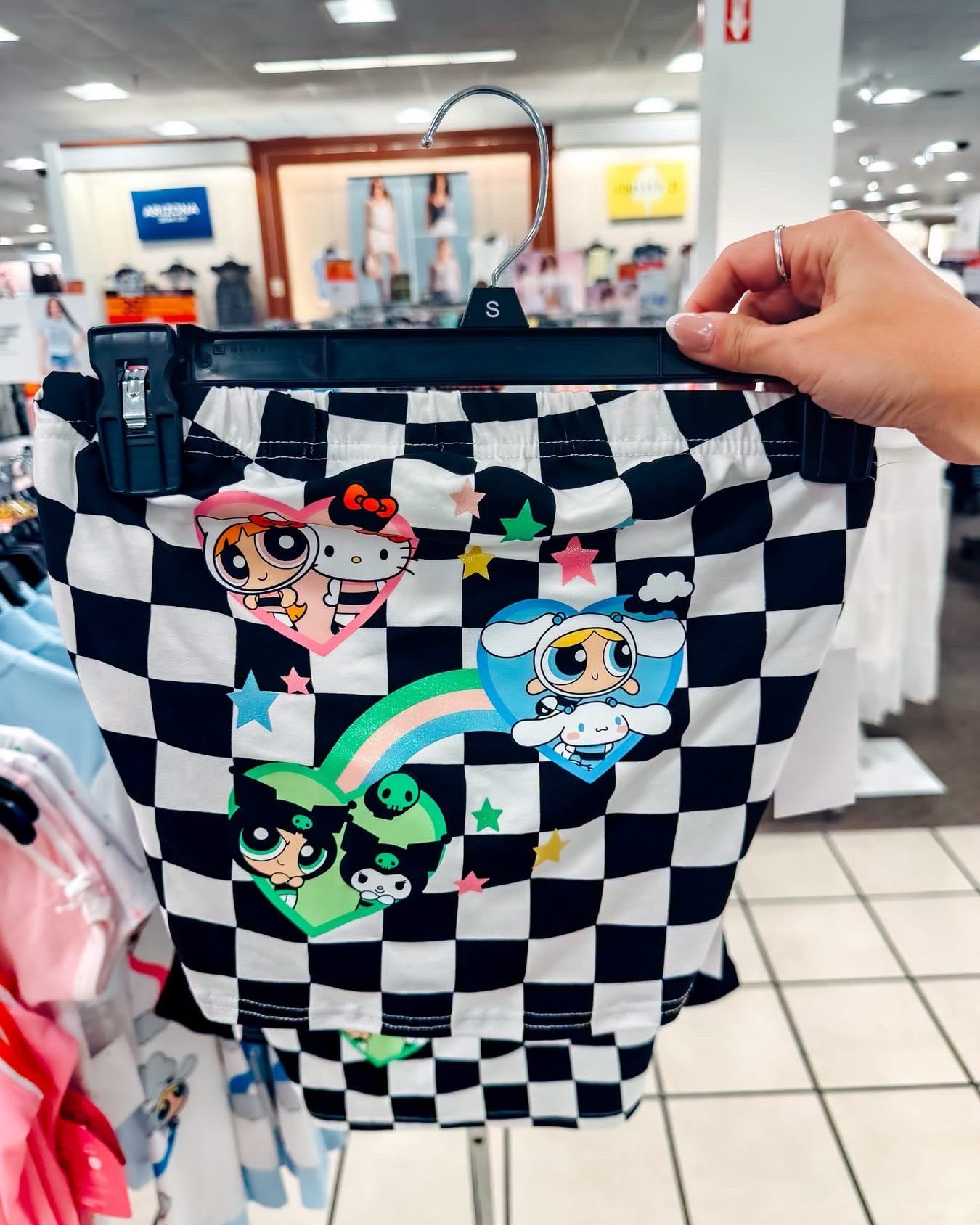 The Hello Kitty x Powerpuff Girls collection at JCPenney is SO GOOD. 💖 From cozy blankets and tumblers to matching loungewear, a varsity jacket, lunchbox, and the cutest graphic tees… I wanted to bring the whole display home. Which piece are you grabbing first?

#JCPenney #HelloKitty #PowerpuffGirls #Sanrio #CuteFinds #DisneyStyle #CoquetteStyle #BackToSchool #Loungewear #ShoppingFinds